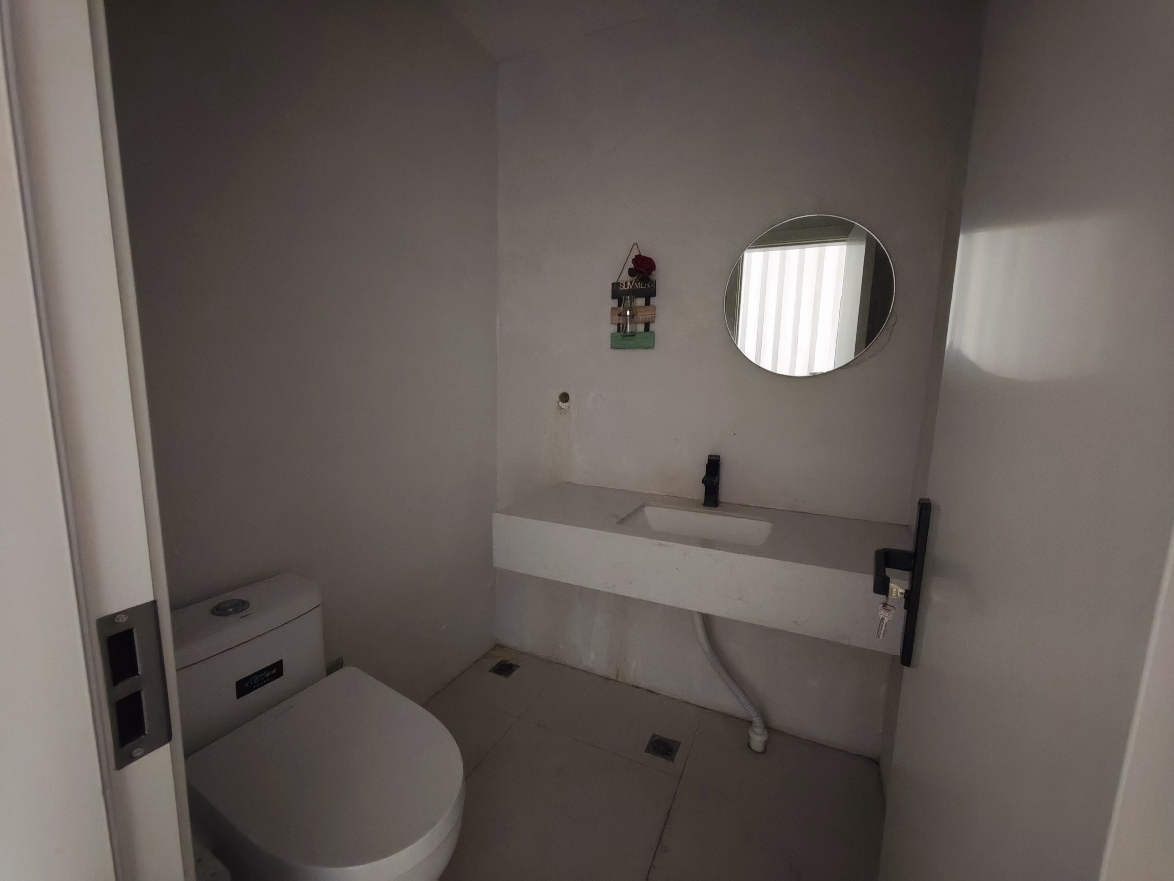 长寿路财富时代大厦54平米写字楼出租