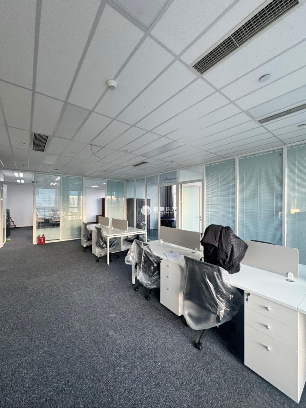 北外滩绿地北外滩中心185平米写字楼出租