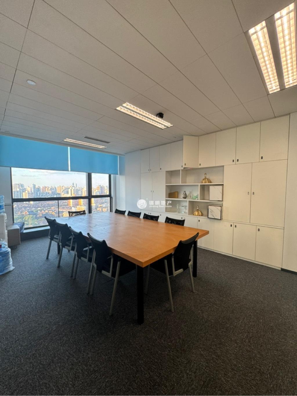 北外滩绿地北外滩中心185平米写字楼出租