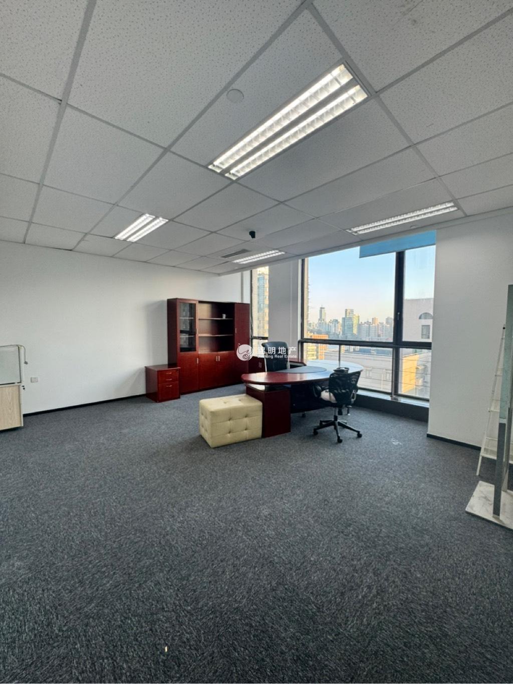 北外滩绿地北外滩中心185平米写字楼出租