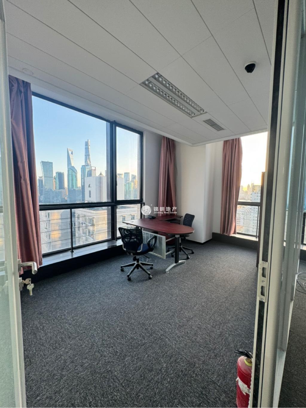 北外滩绿地北外滩中心185平米写字楼出租