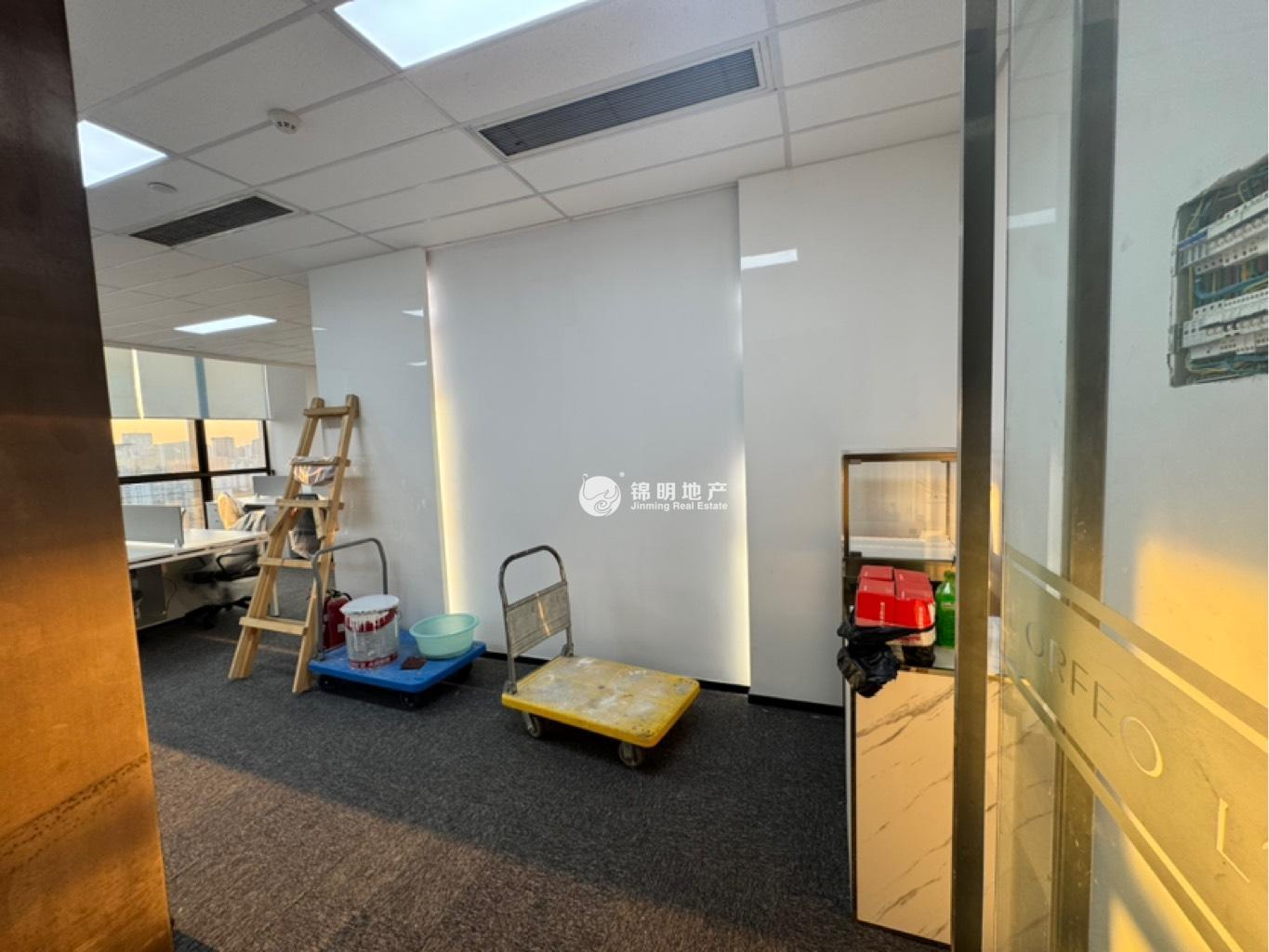 北外滩绿地北外滩中心170平米写字楼出租