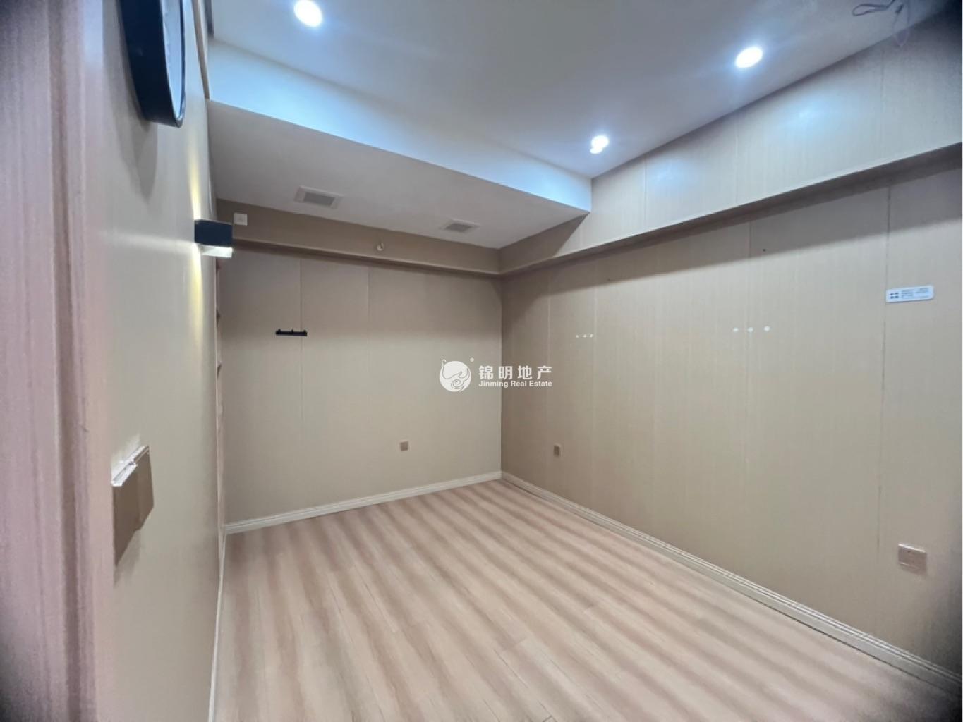 新华路时代大厦138平米写字楼出租