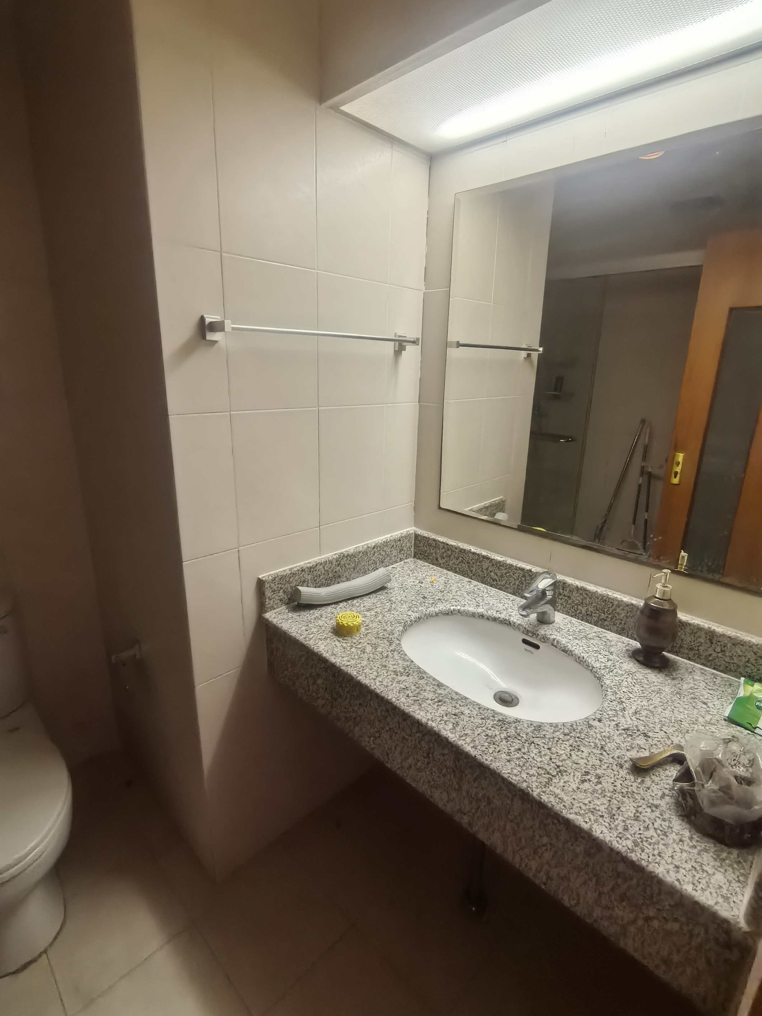 万体馆徐汇商务大厦48平米写字楼出租