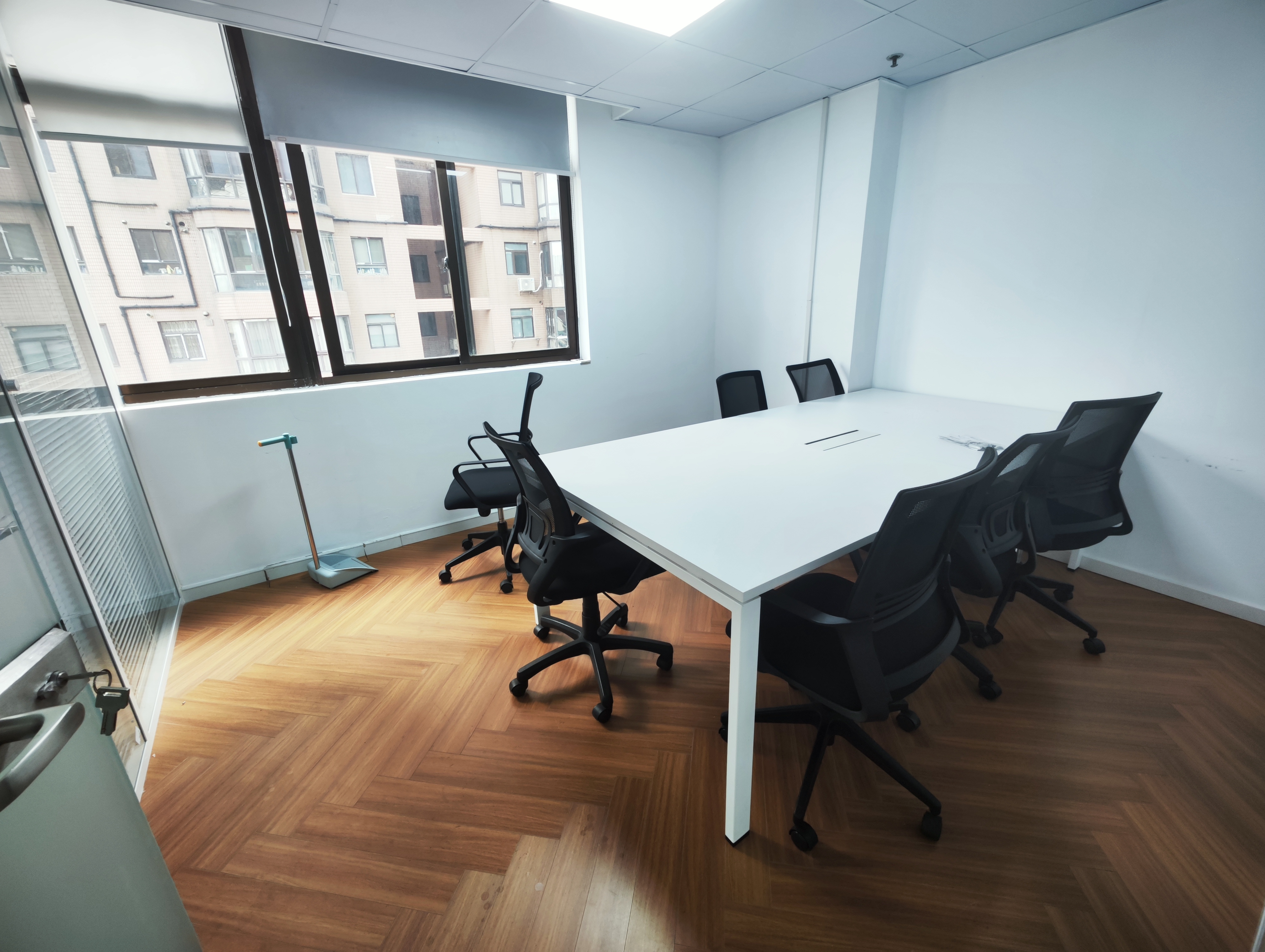 打浦桥瑞金花园商务楼104平米写字楼出租