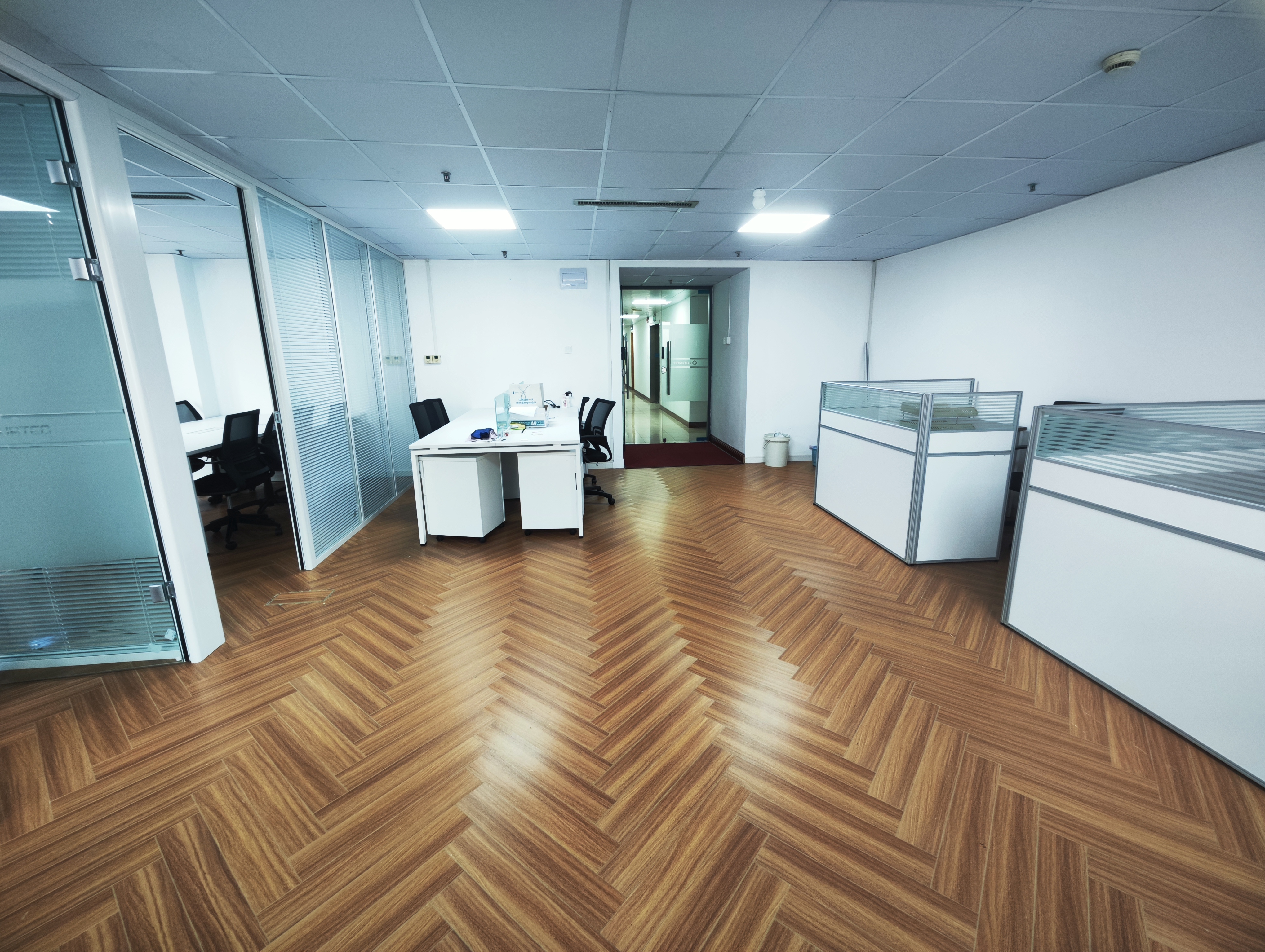 打浦桥瑞金花园商务楼104平米写字楼出租