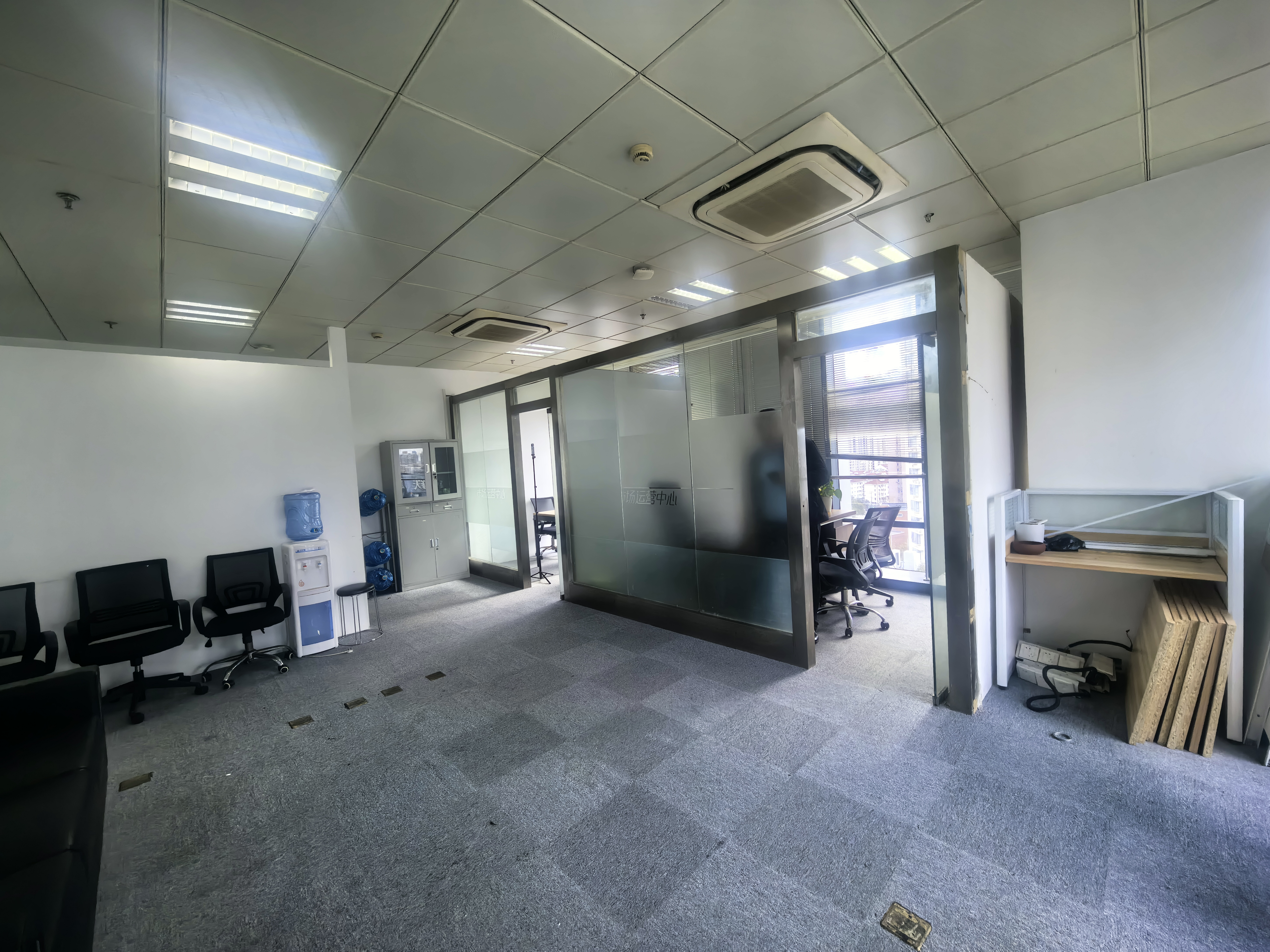 曹杨汇融大厦82平米写字楼出租