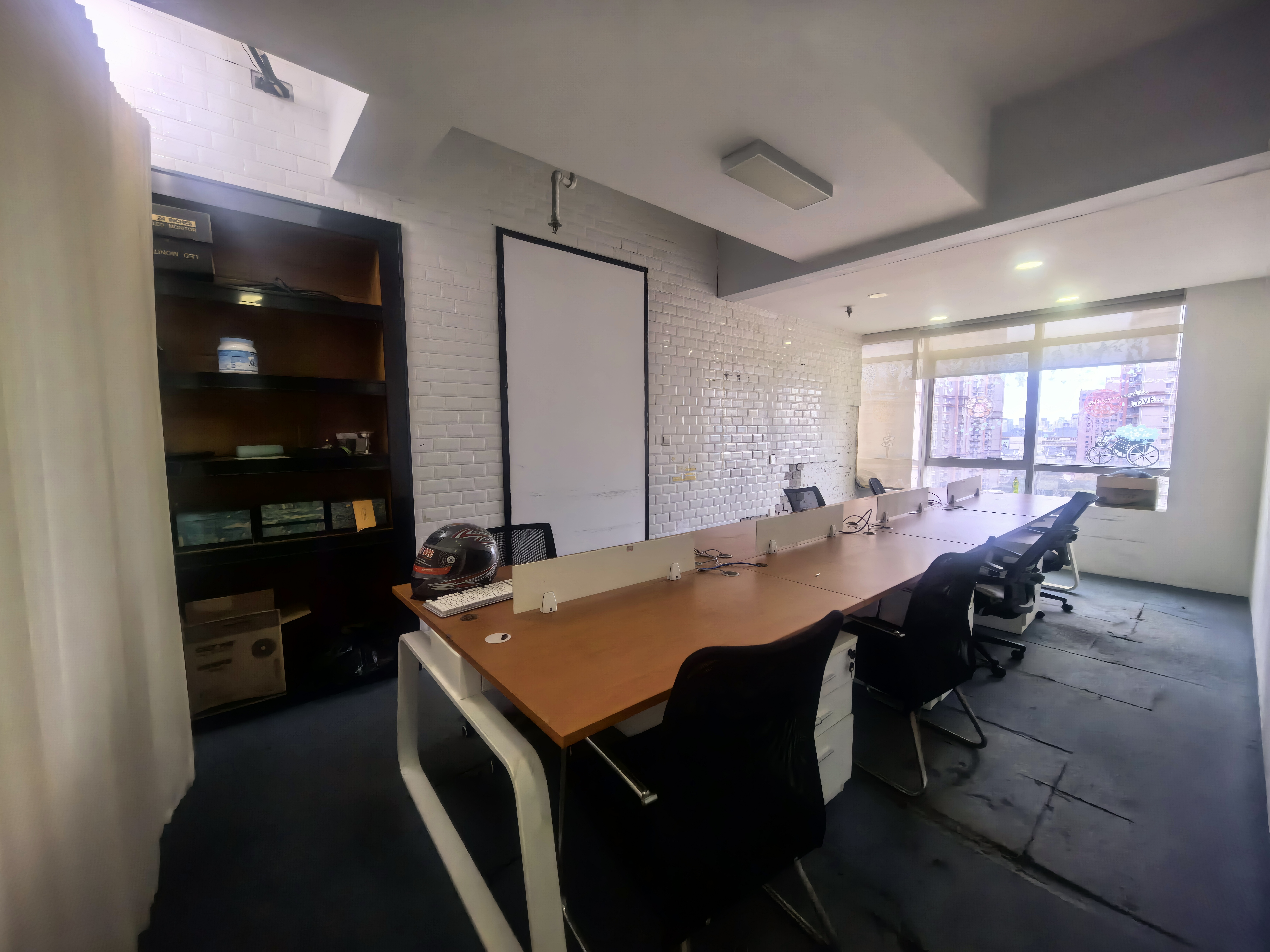 曹杨绿地科创大厦100平米写字楼出租