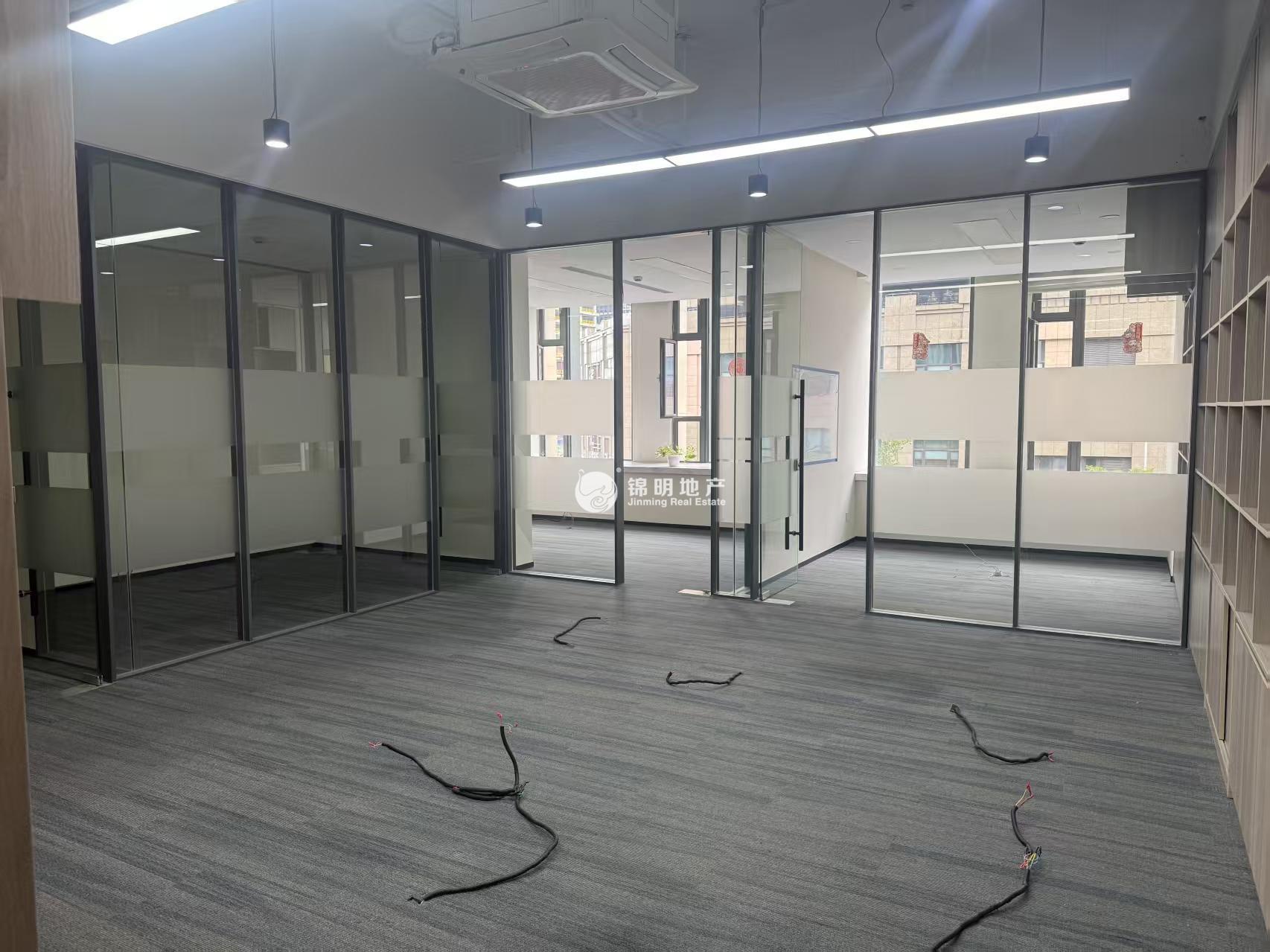 新江湾城绿地双创中心166平米写字楼出租