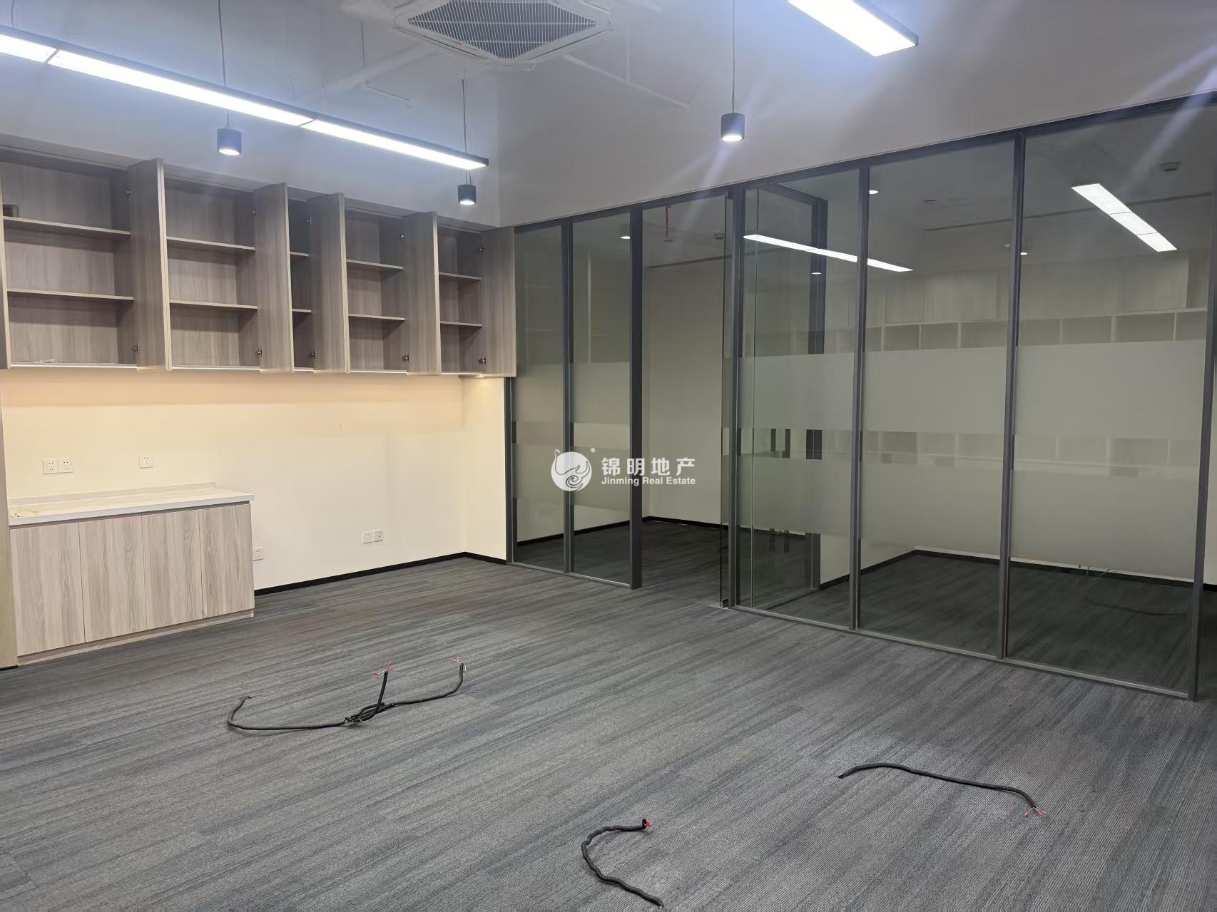 新江湾城绿地双创中心166平米写字楼出租