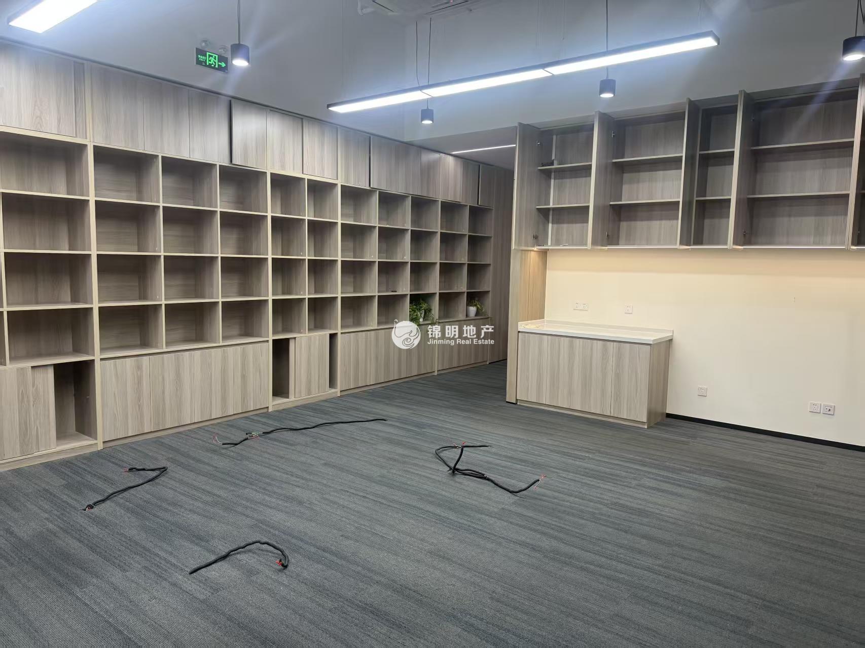 新江湾城绿地双创中心166平米写字楼出租