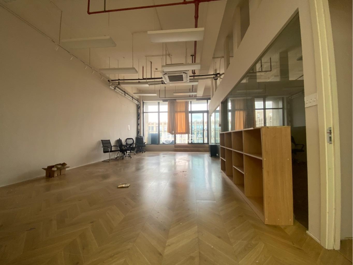 新江湾城绿地双创中心168平米写字楼出租