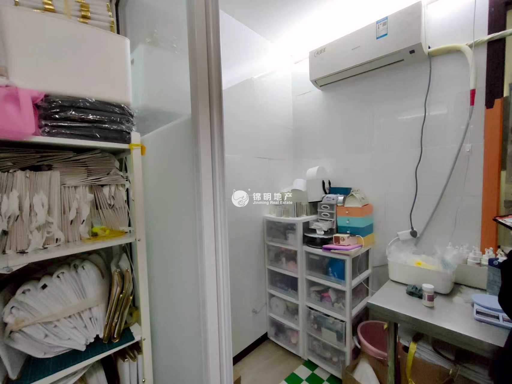 长寿路源达大厦71平米写字楼出租