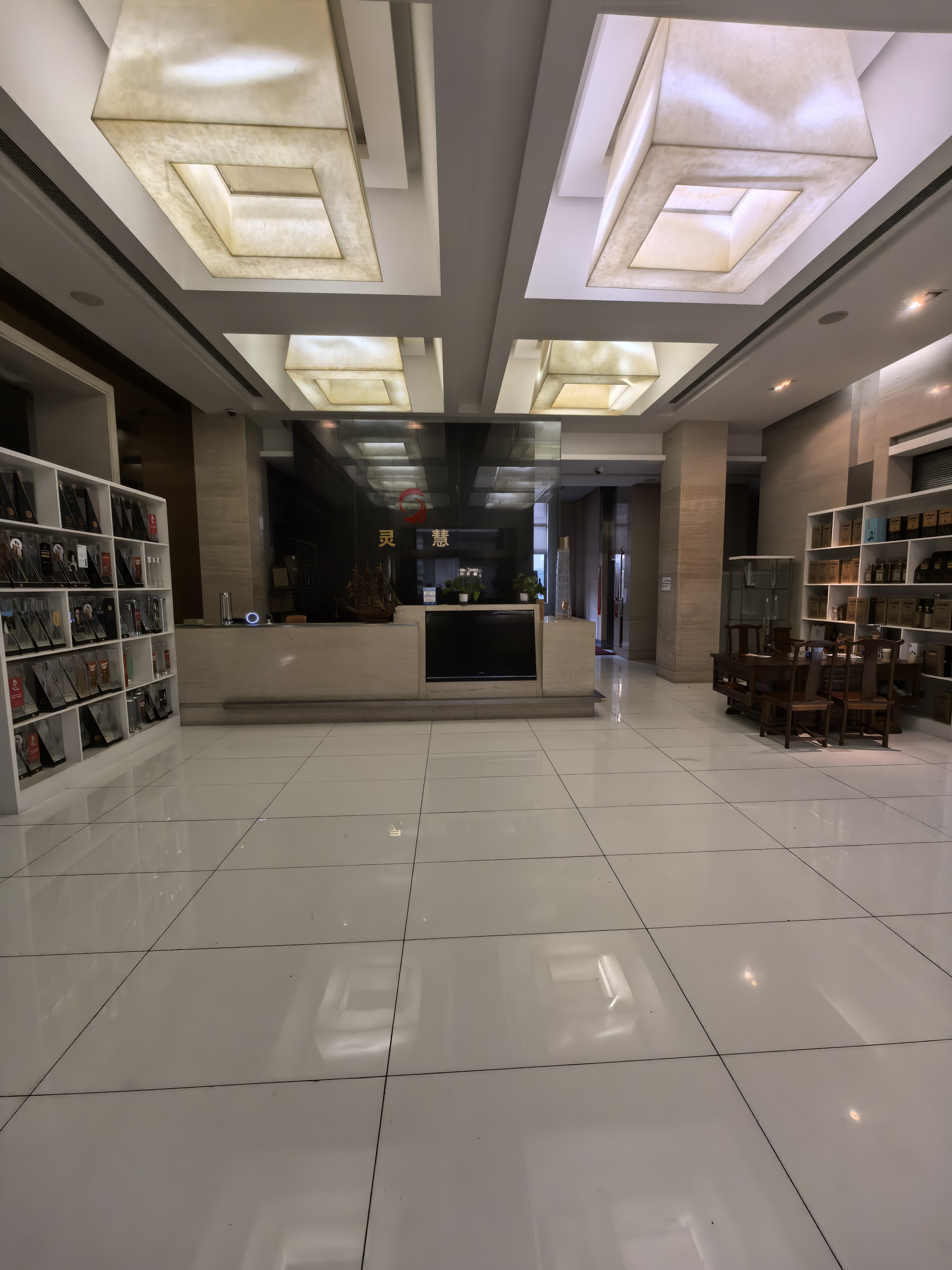 永和东方环球企业中心一期1635平米写字楼出租