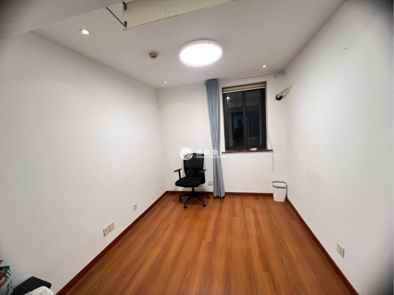 中山公园大众金融大厦198平米写字楼出租