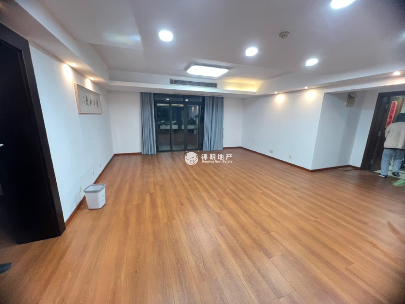 中山公园大众金融大厦198平米写字楼出租