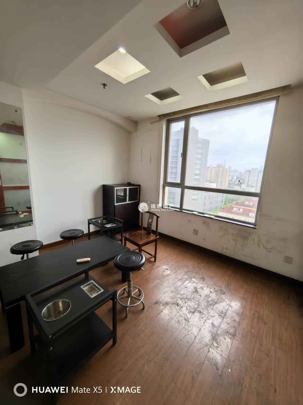 五角场富庆国定大厦85平米写字楼出租