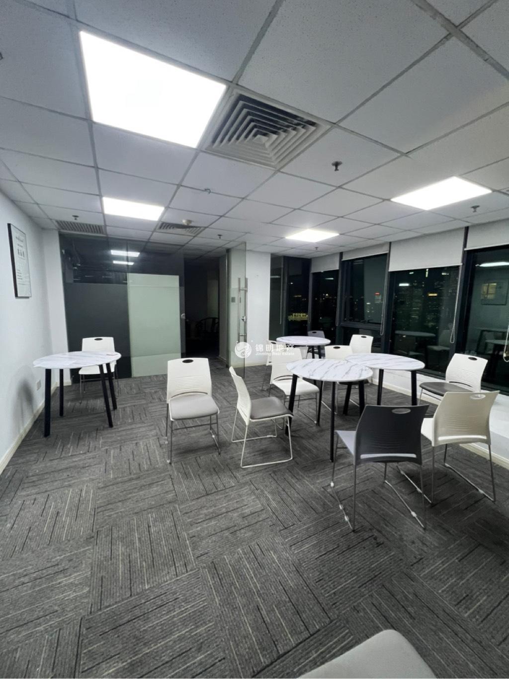 陆家嘴裕景国际大厦603平米写字楼出租