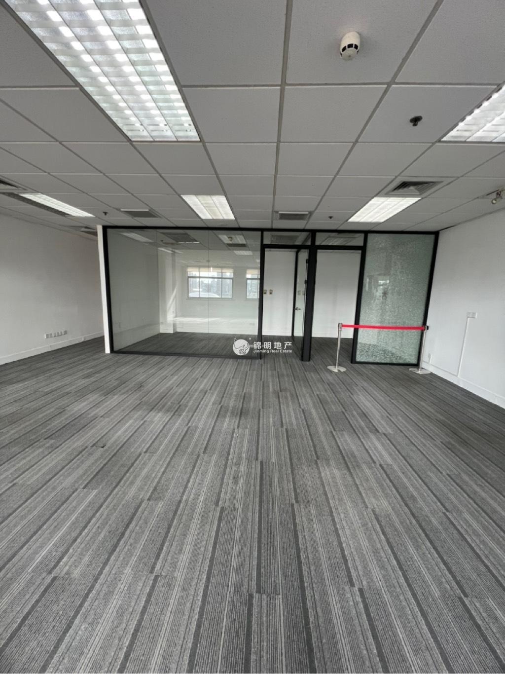 淮海中路永新大厦141平米写字楼出租