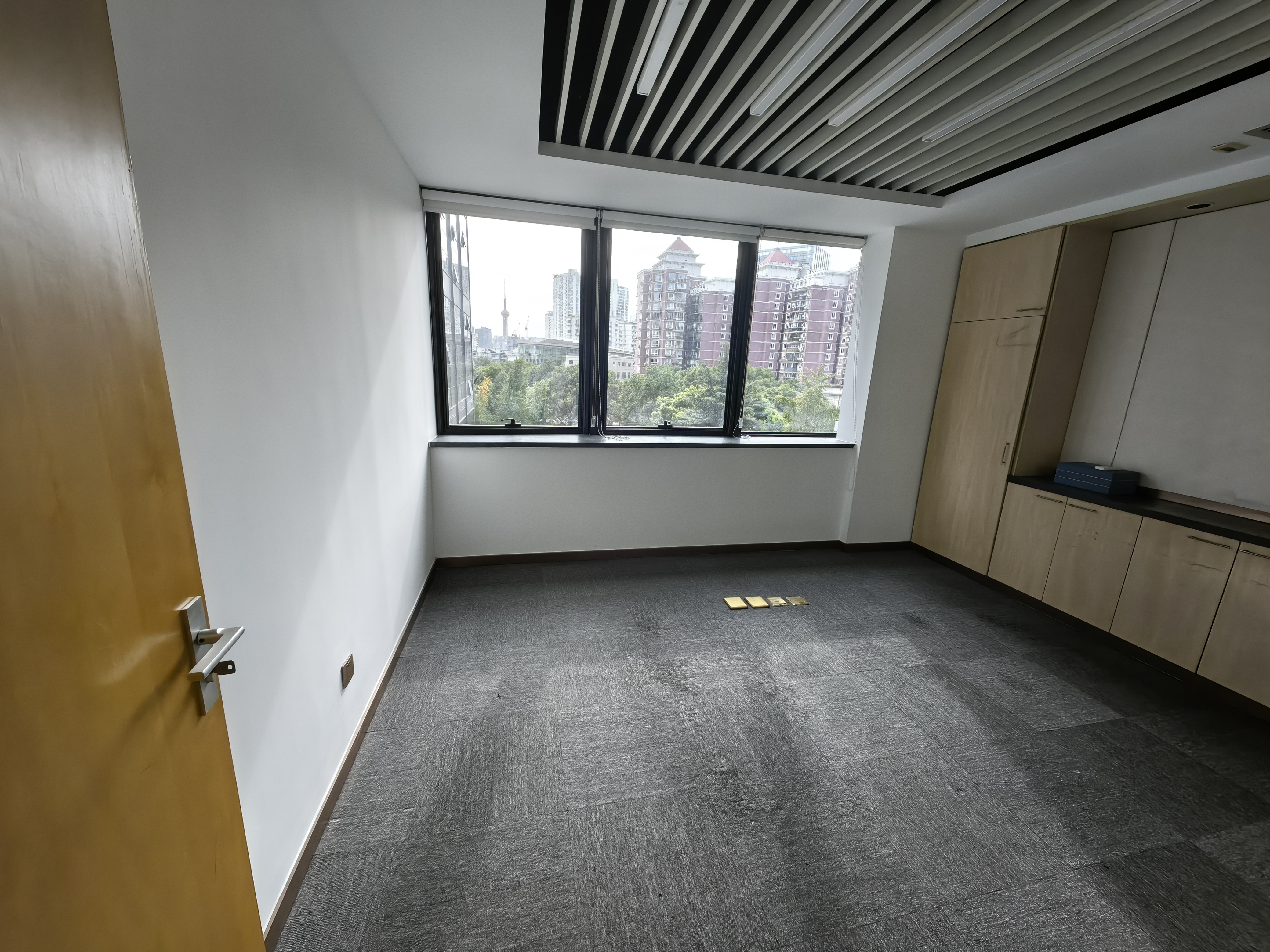 周家嘴路海上海176平米写字楼出租