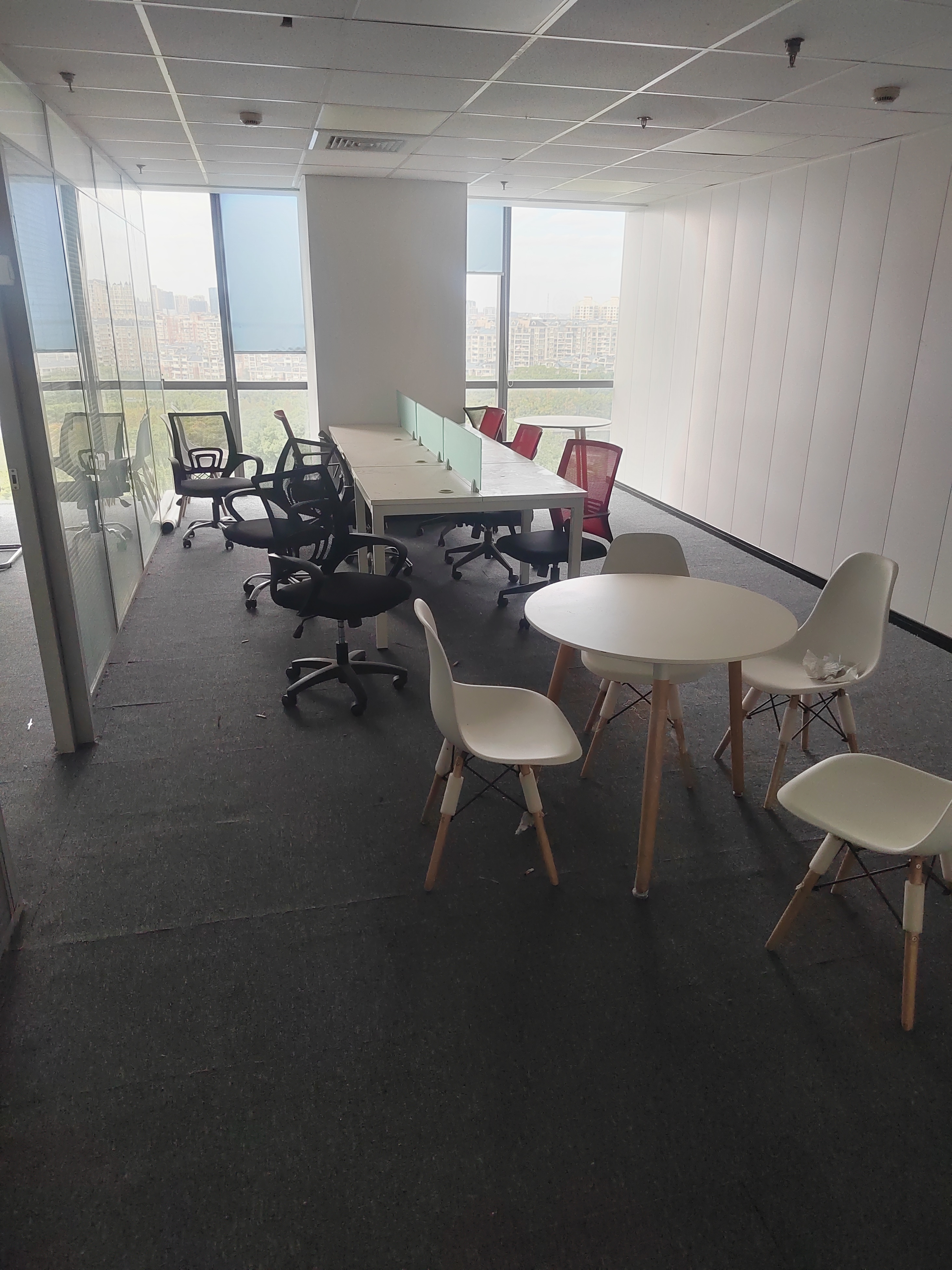 莘庄绿地蓝海88平米写字楼出租