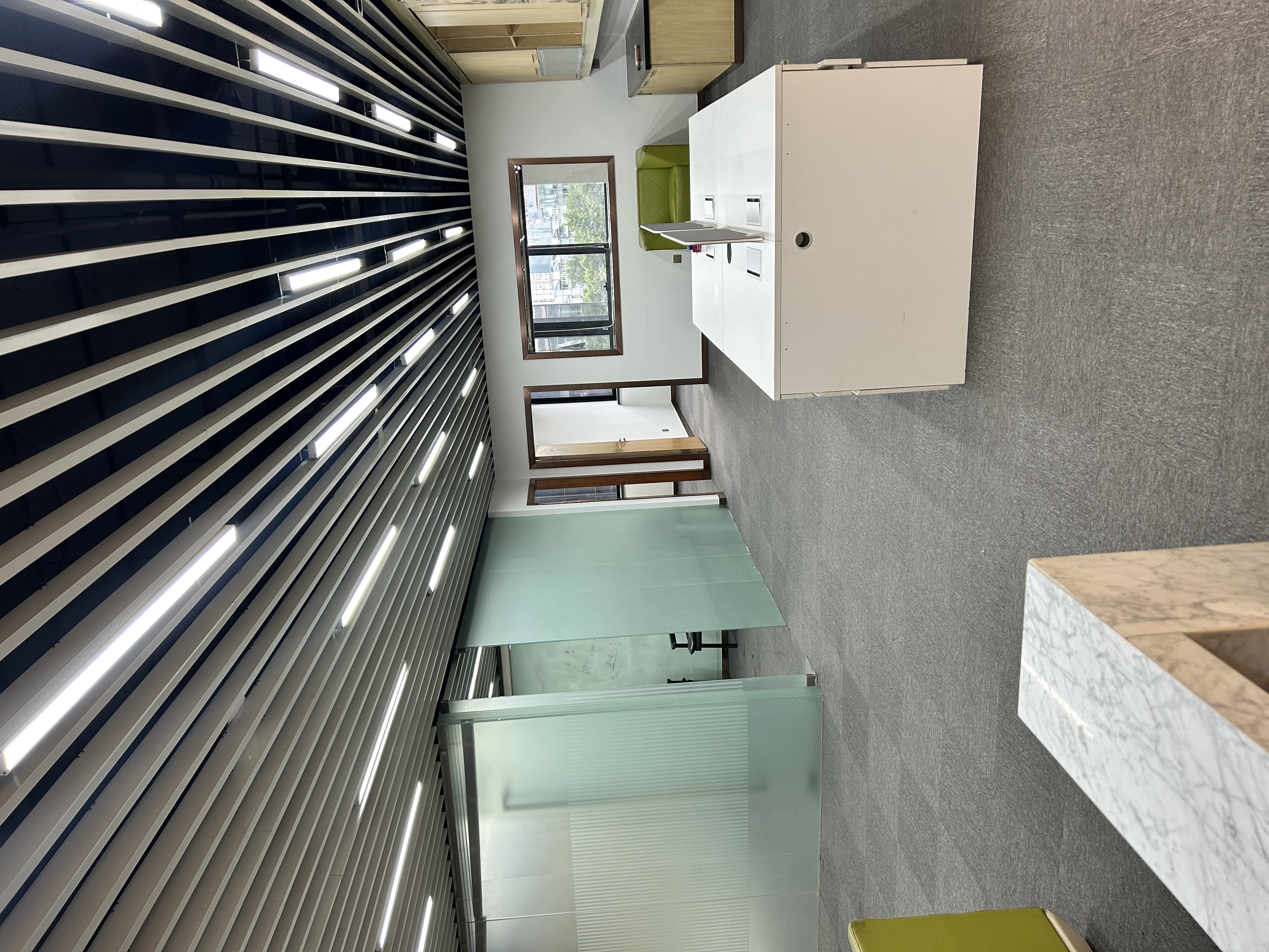 周家嘴路海上海176平米写字楼出租