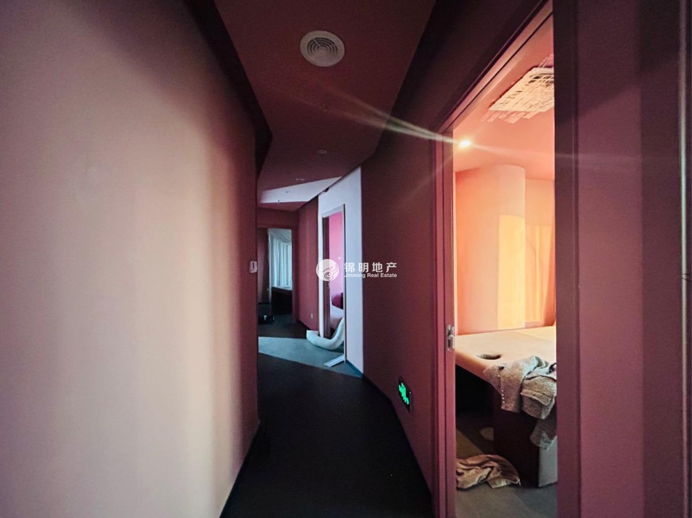 静安寺环球世界大厦336平米写字楼出租