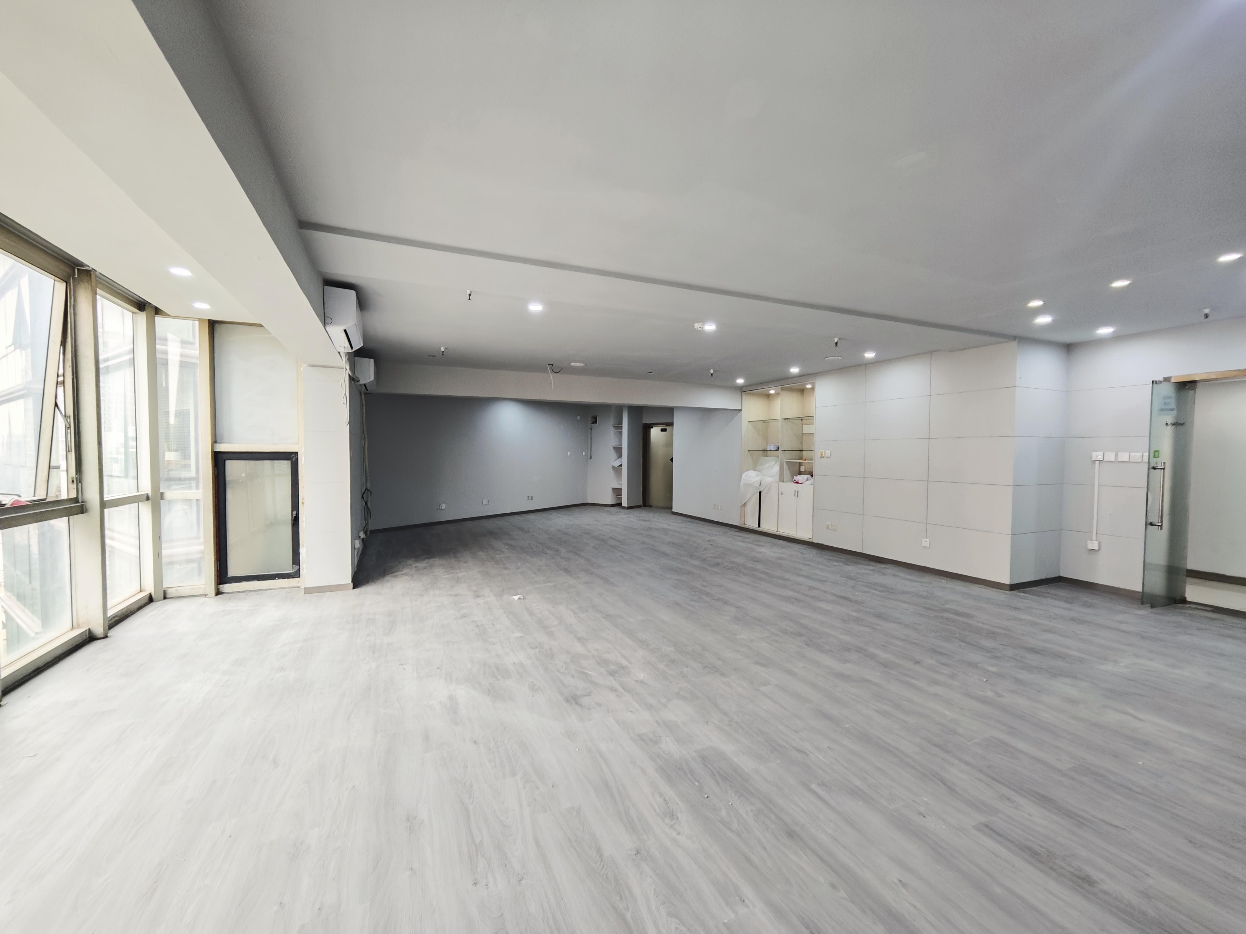 曹杨绿地同创大厦125平米写字楼出租