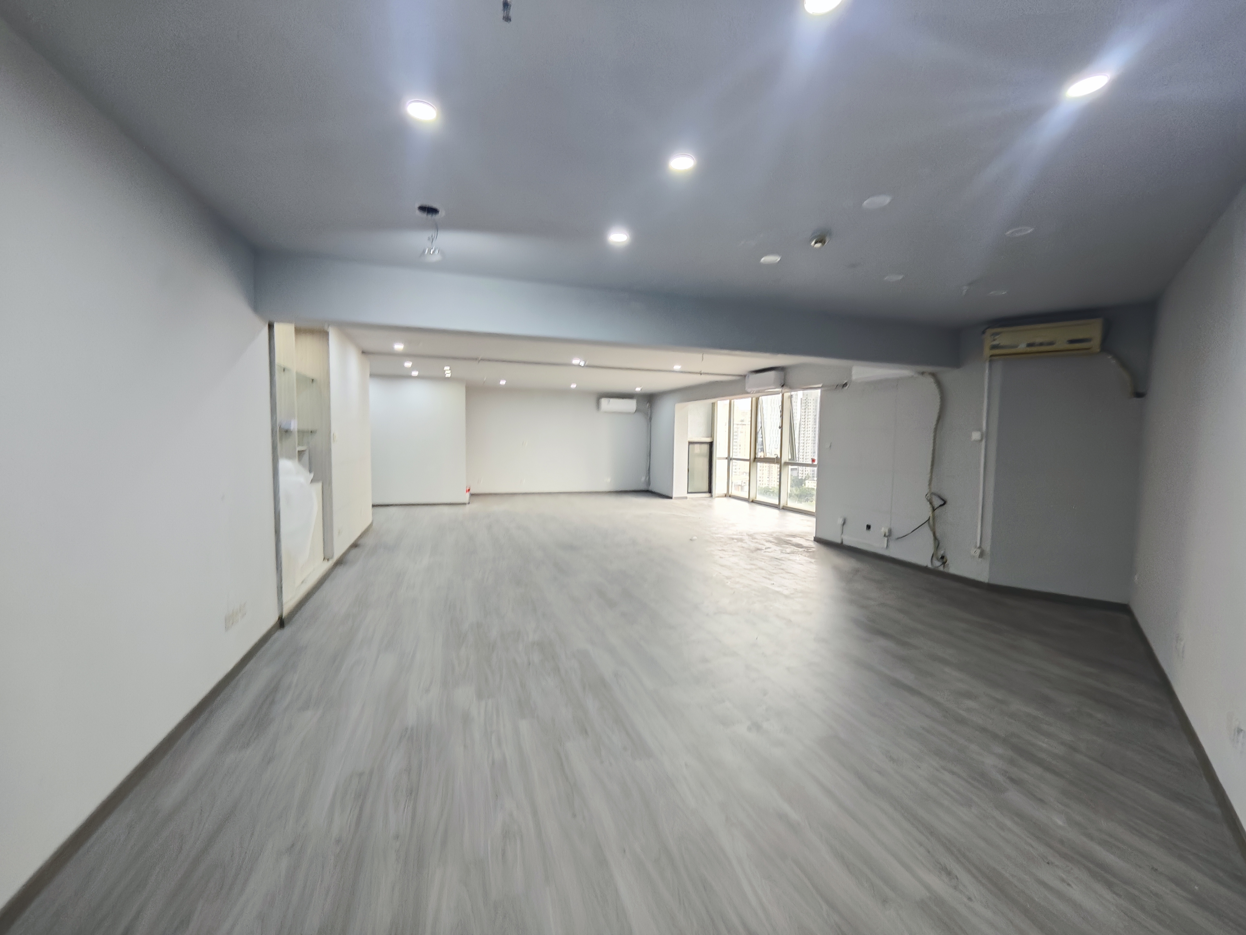 曹杨绿地同创大厦125平米写字楼出租