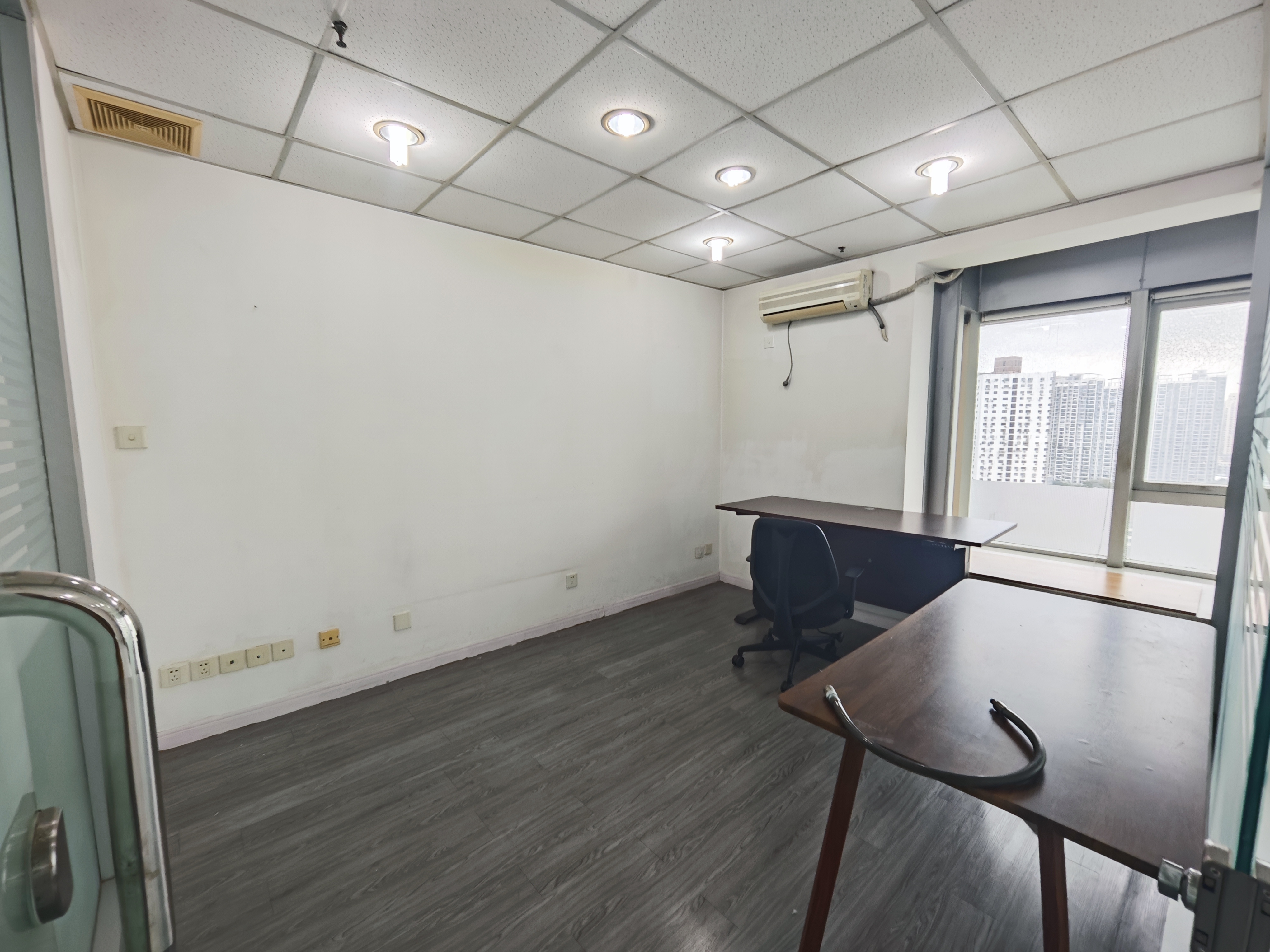 曹杨绿地同创大厦78平米写字楼出租