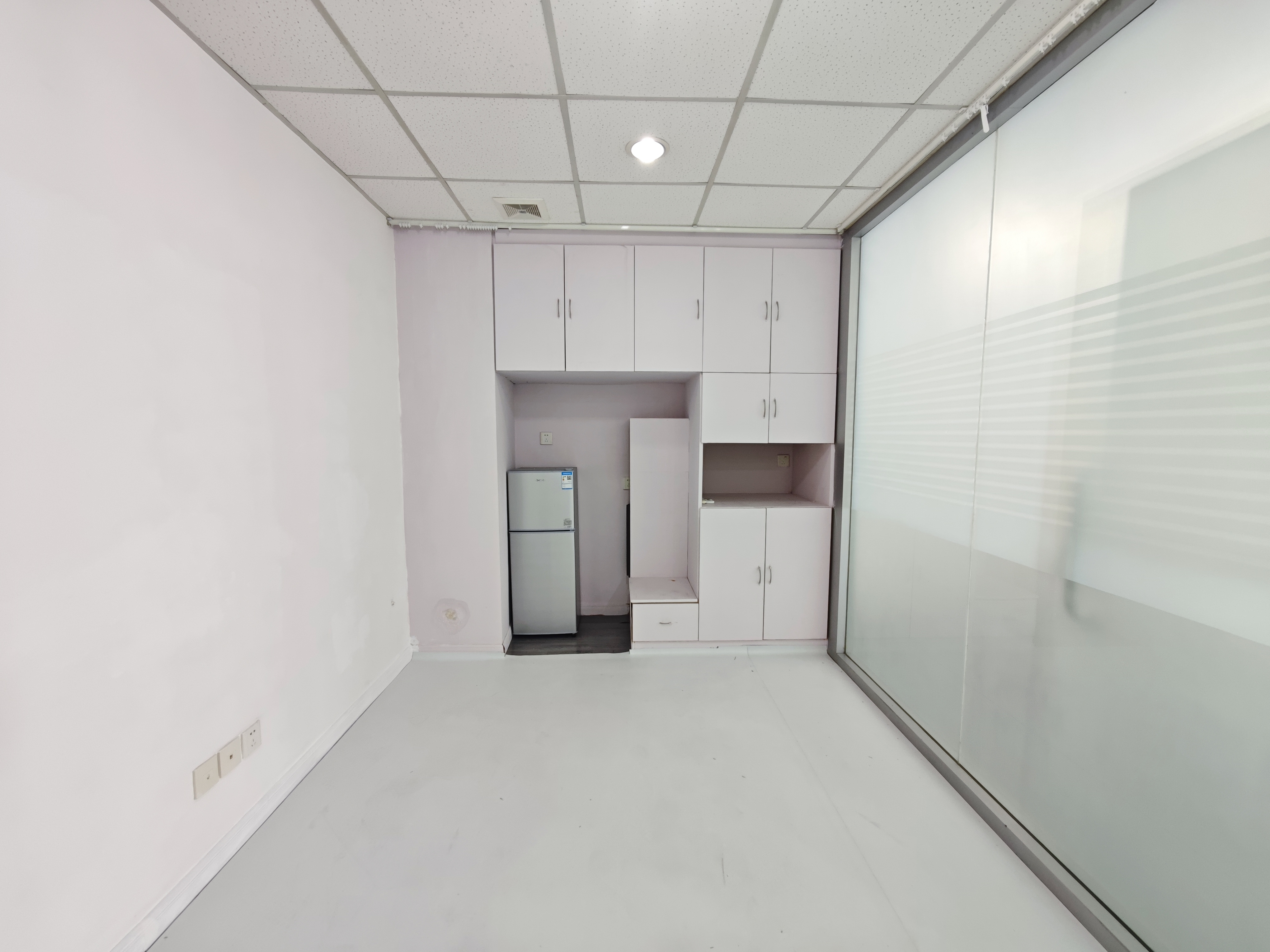 曹杨绿地同创大厦78平米写字楼出租