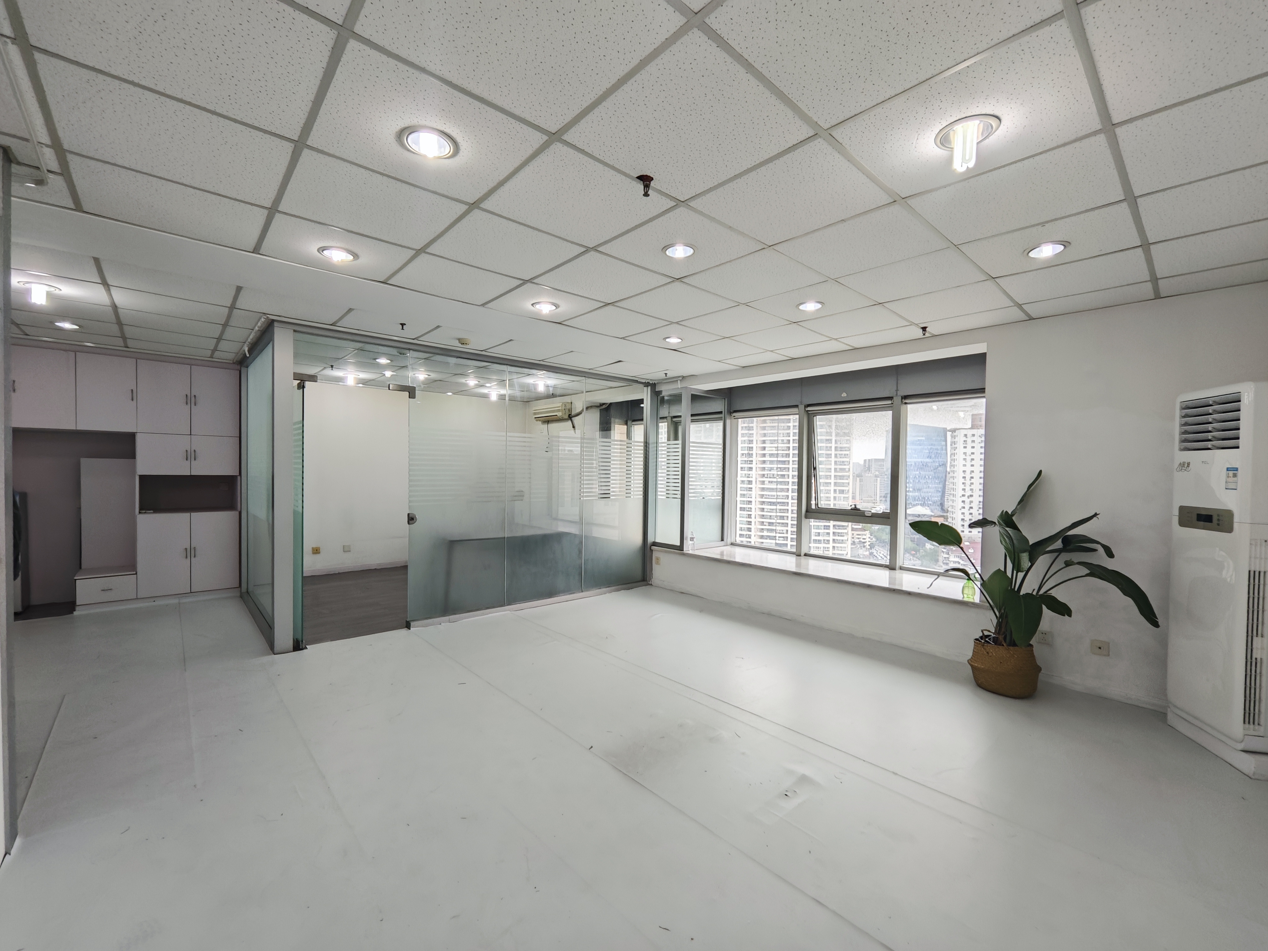 曹杨绿地同创大厦78平米写字楼出租