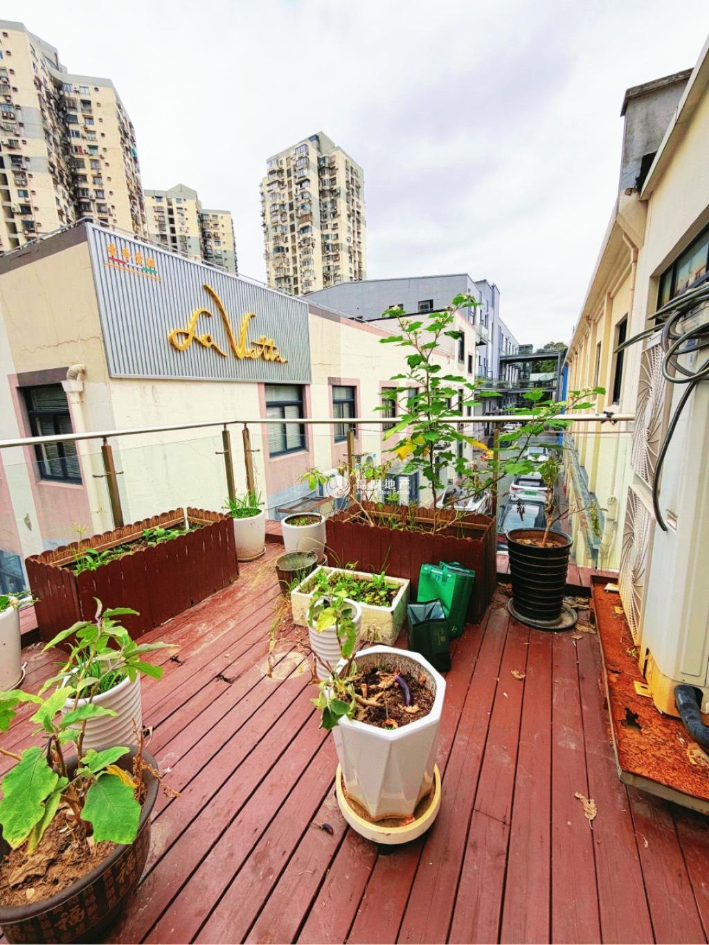 北外滩印坊创意园180平米写字楼出租