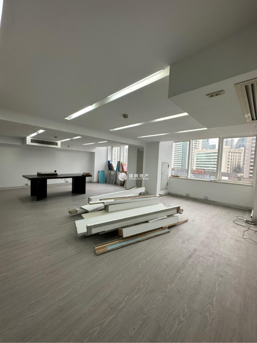 四川北路海泰时代大厦104平米写字楼出租