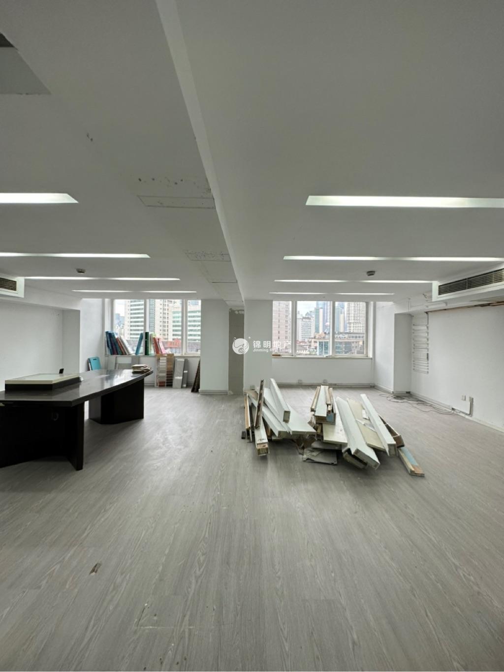 四川北路海泰时代大厦104平米写字楼出租