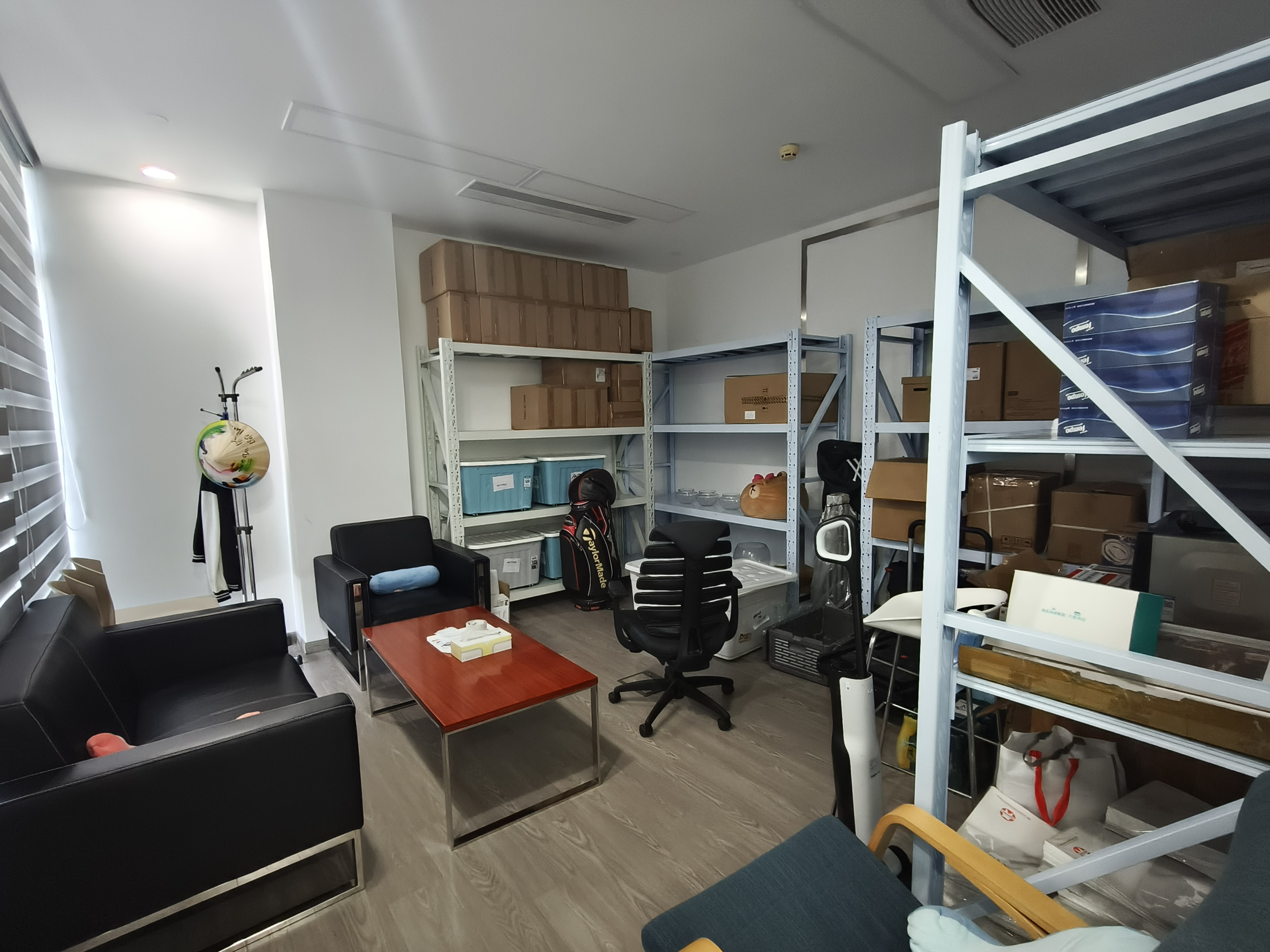 世博滨江绿地海外滩201平米写字楼出租