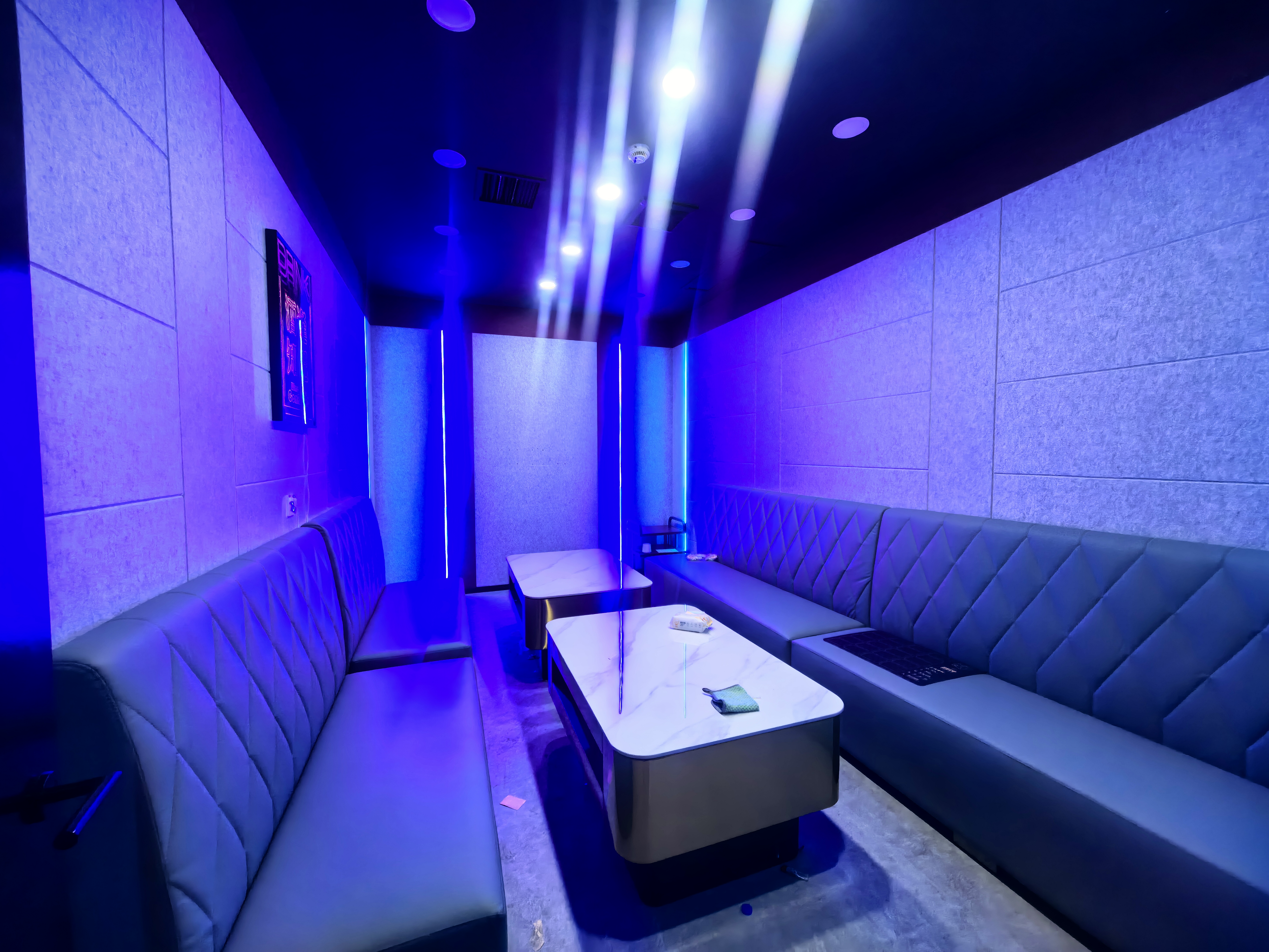 长寿路财富时代大厦225平米写字楼出租