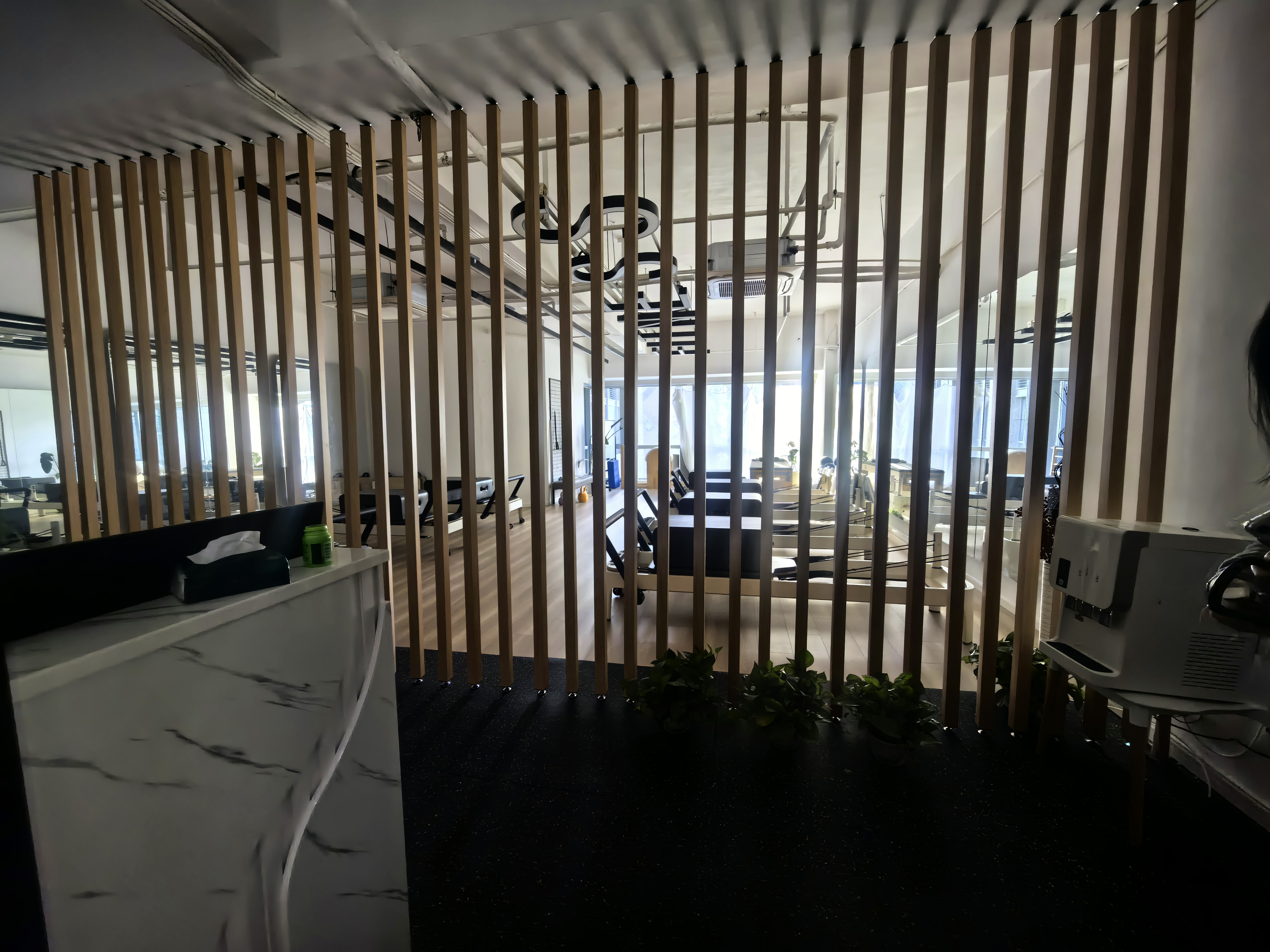 长寿路财富时代大厦275平米写字楼出租