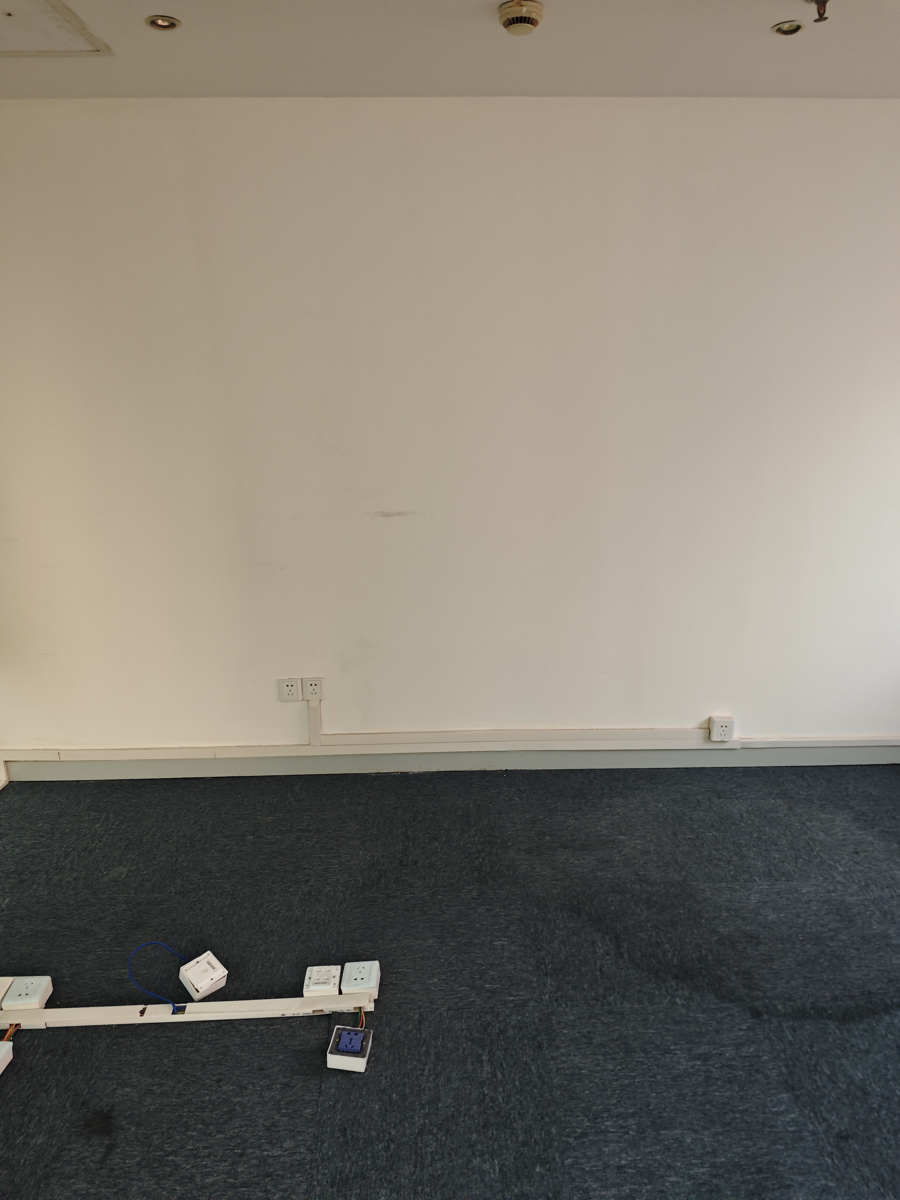 长寿路飞雕商务大厦102平米写字楼出租