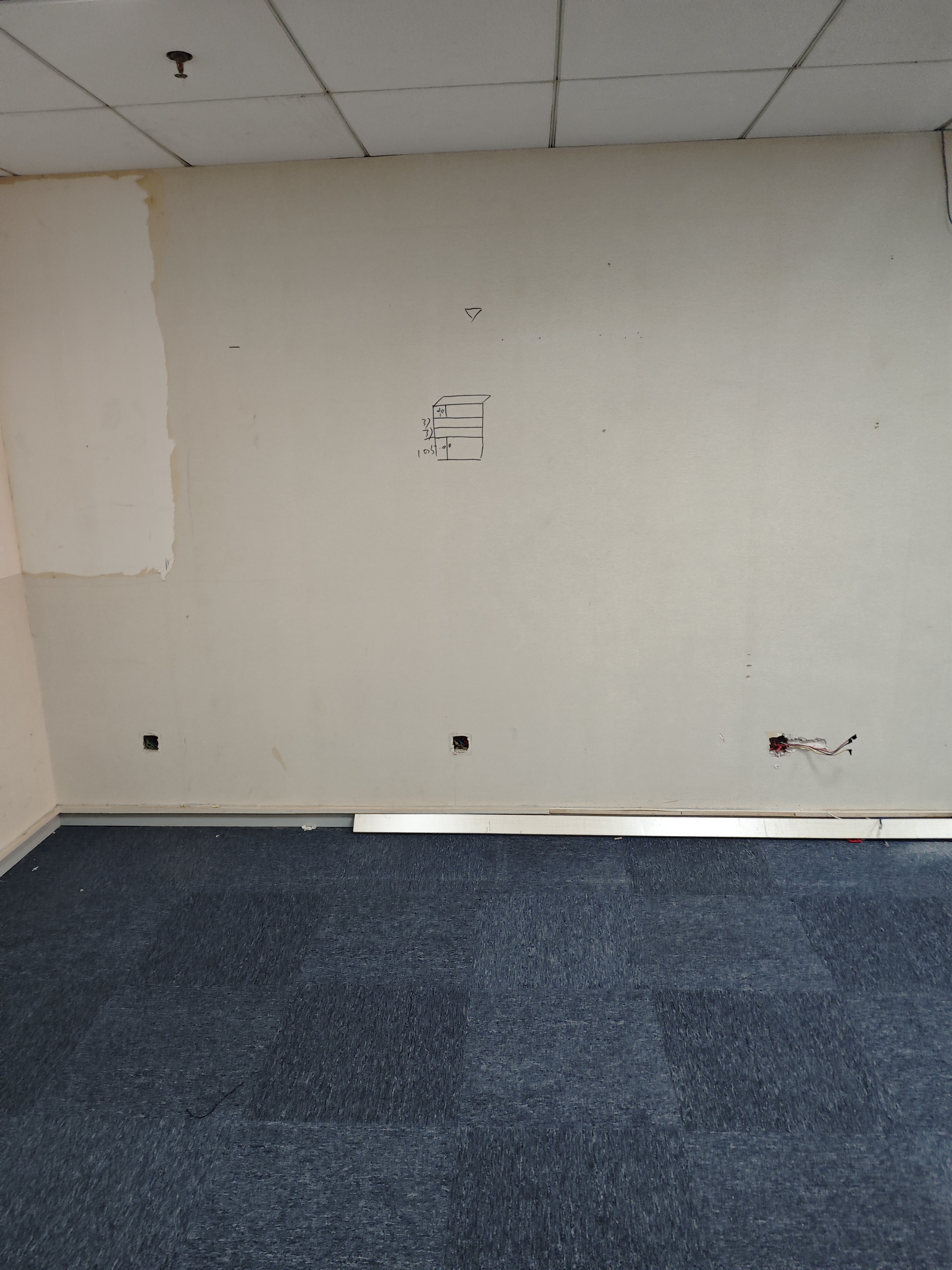 长寿路飞雕商务大厦102平米写字楼出租