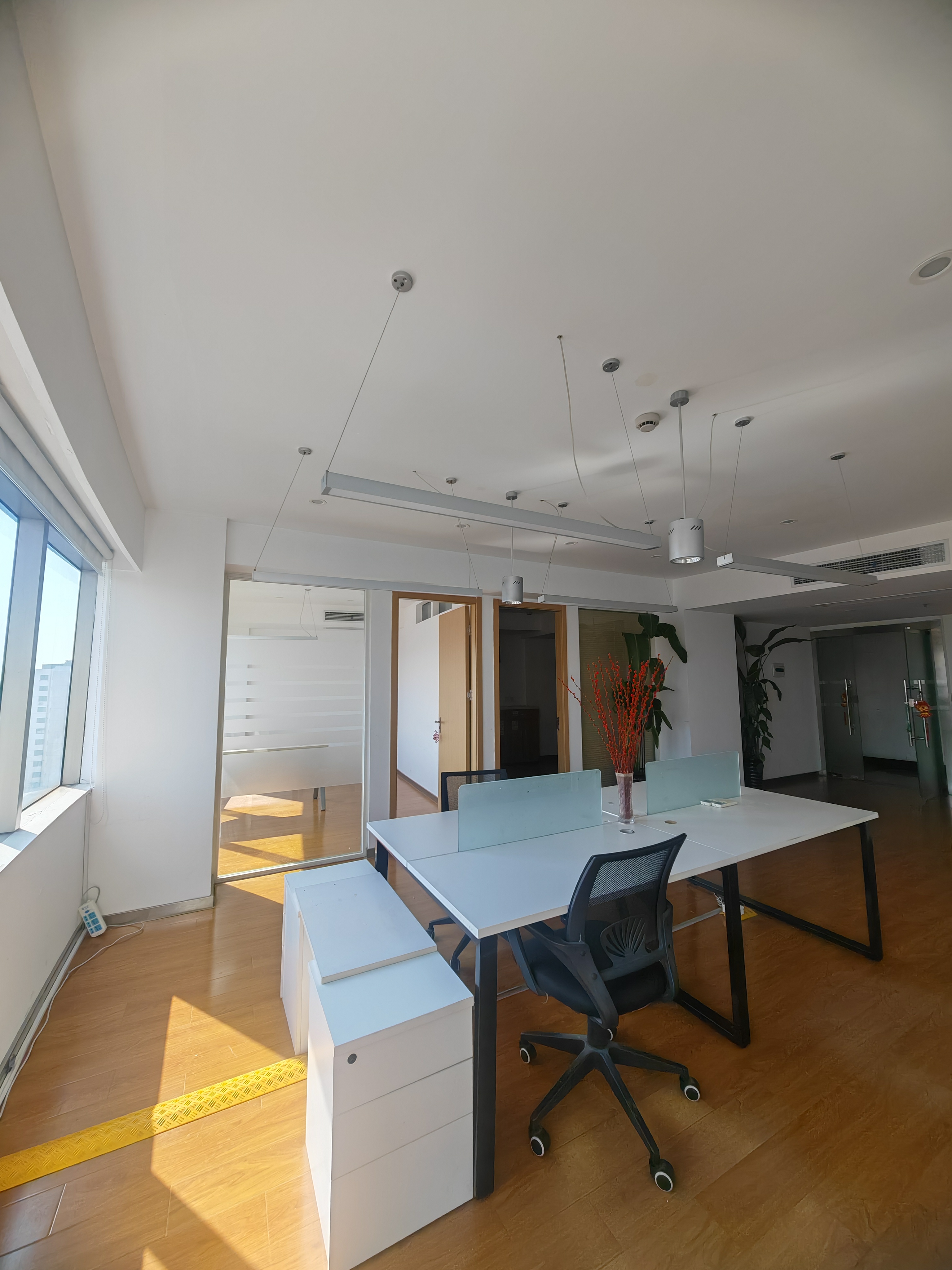 徐家汇坤阳国际商务广场177平米写字楼出租