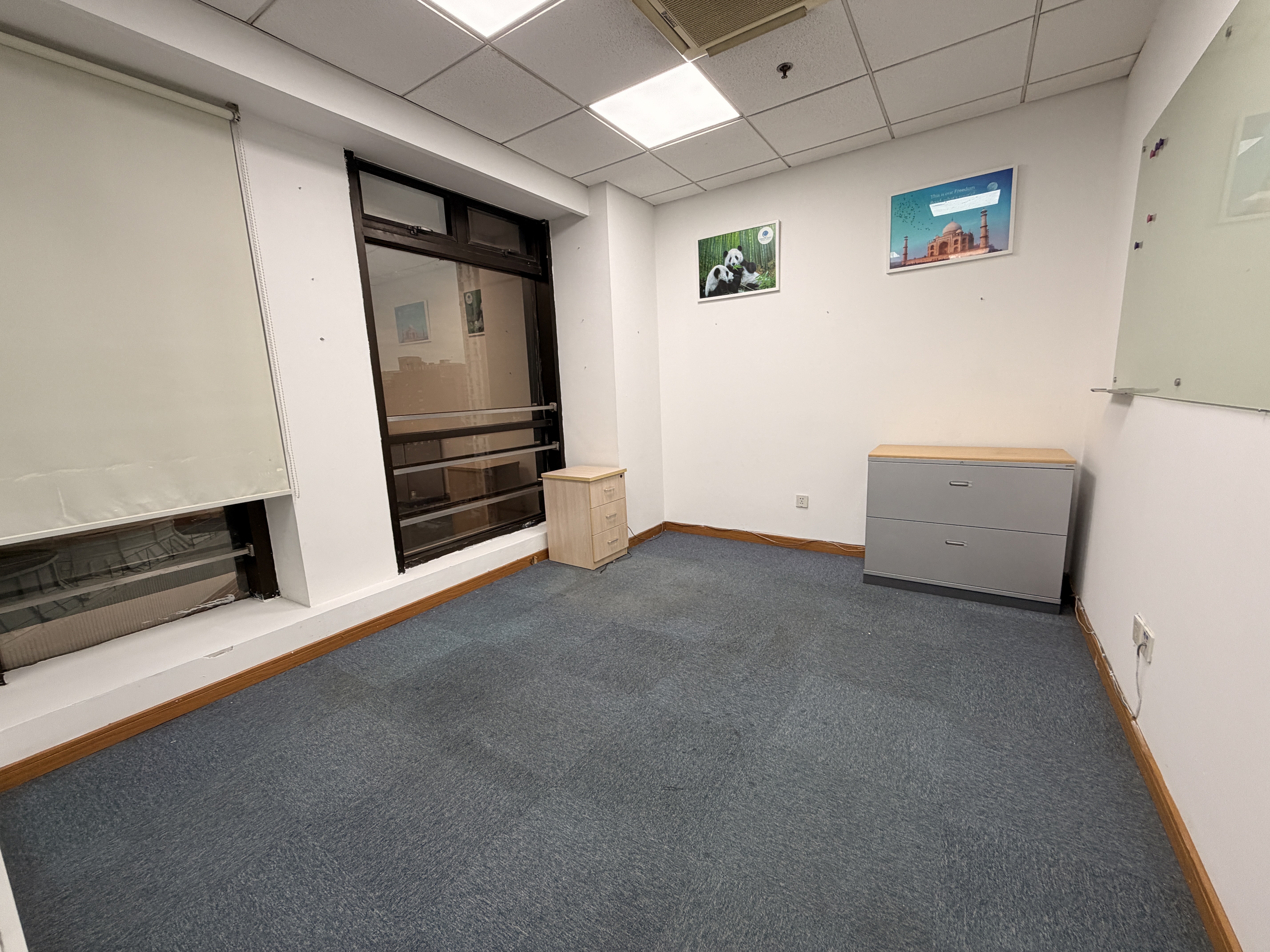 徐家汇均瑶国际广场123平米写字楼出租