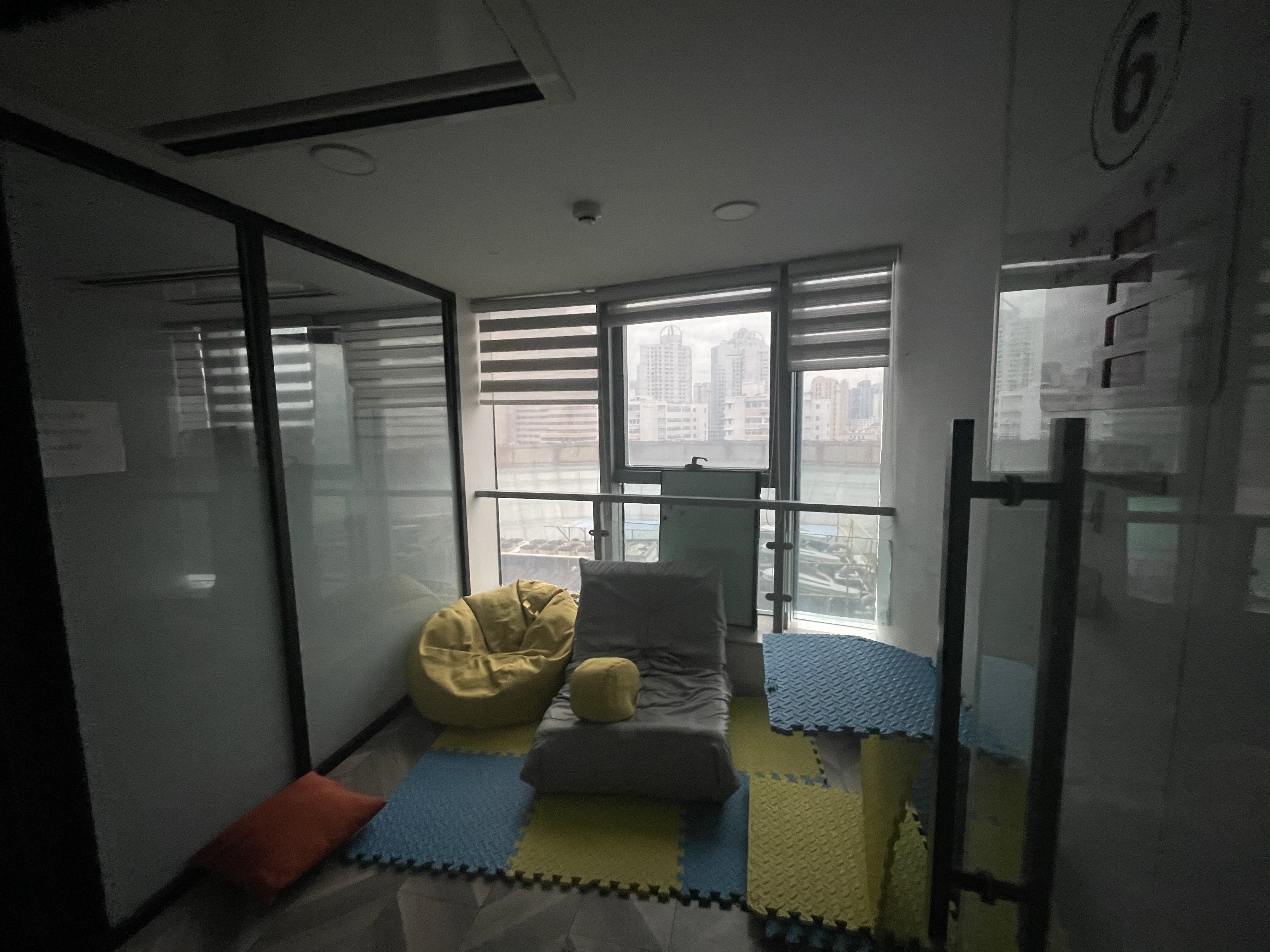 万体馆飞洲国际广场212平米写字楼出租