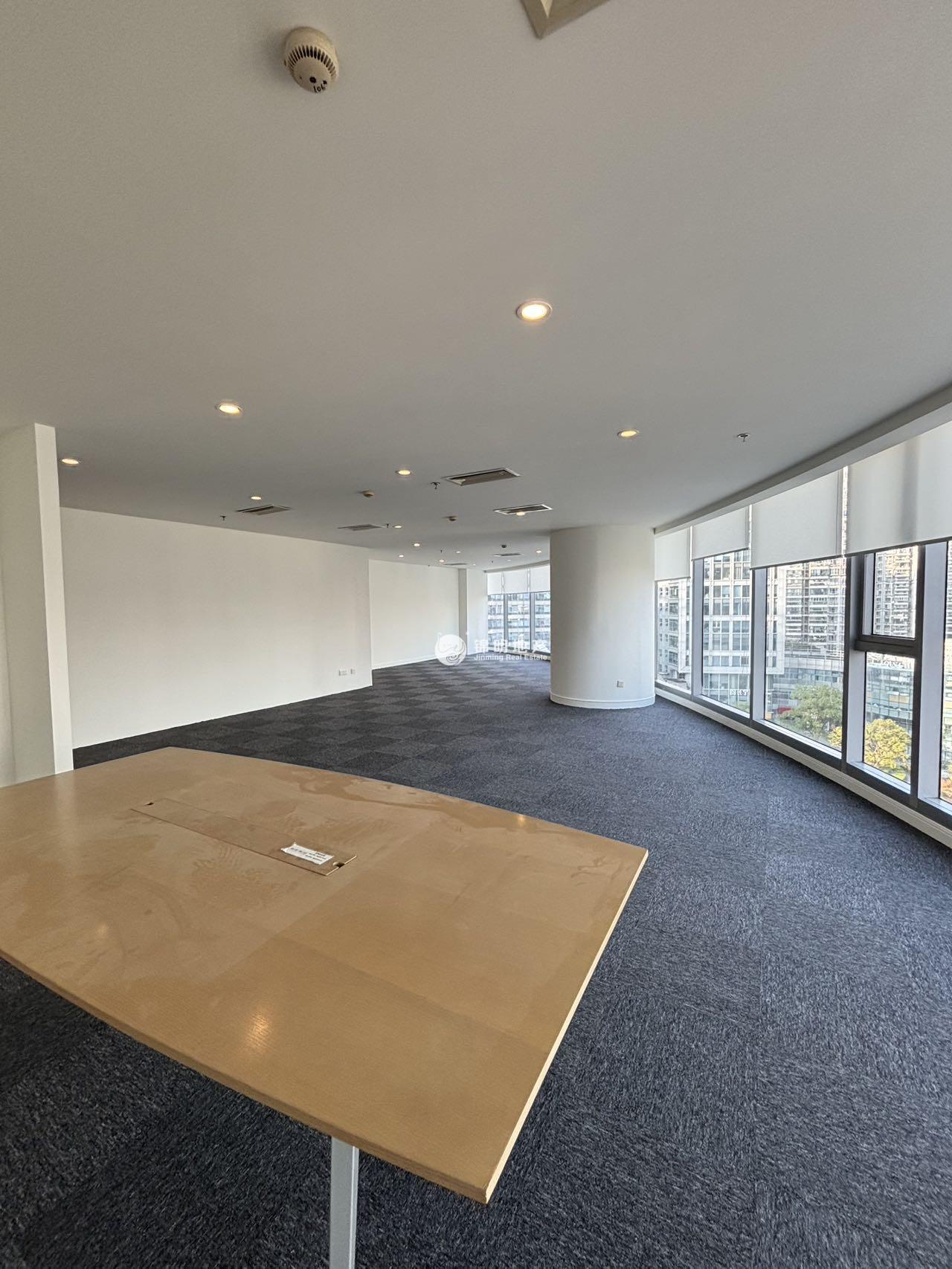 长征绿洲中环中心174平米写字楼出租