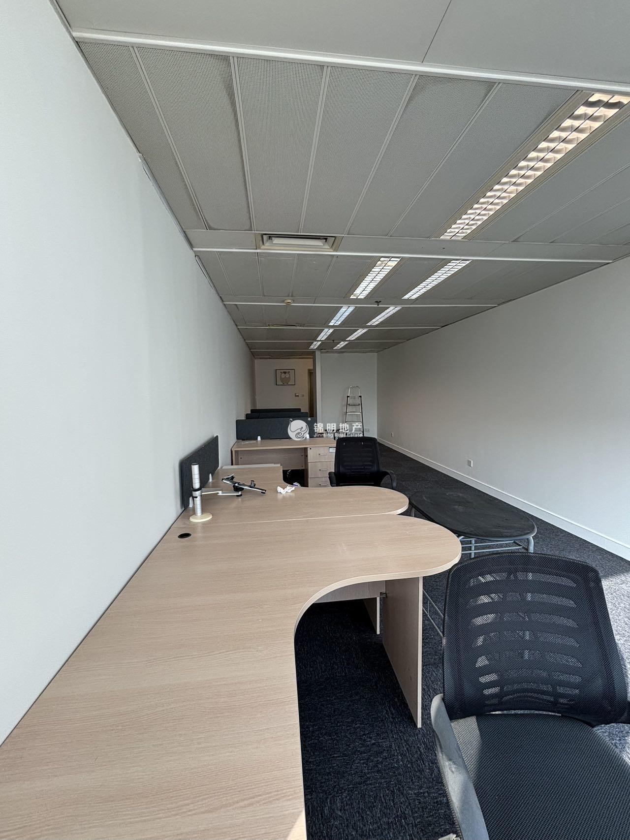 长征绿洲中环中心63平米写字楼出租