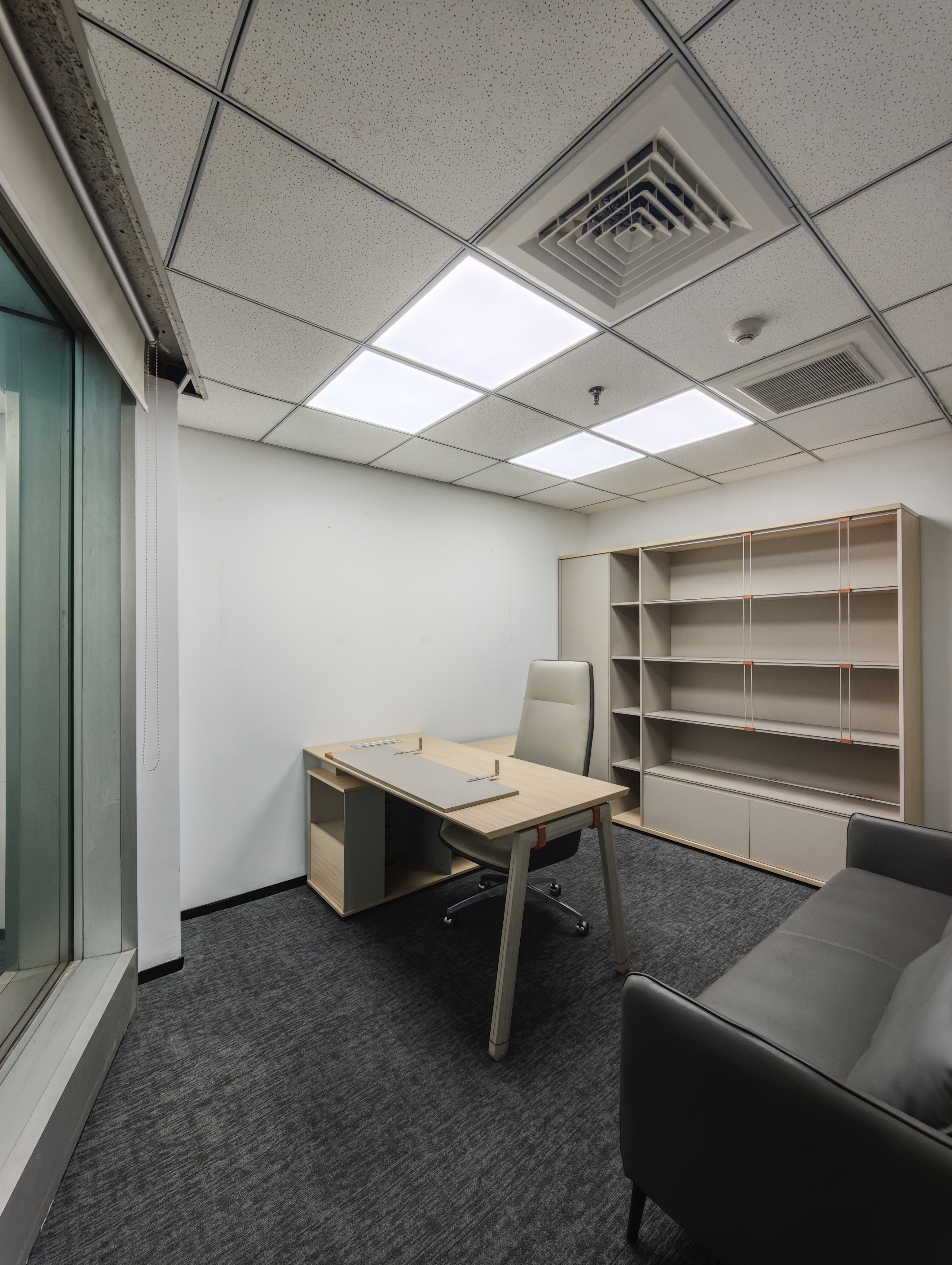 陆家嘴招商局大厦183平米写字楼出租