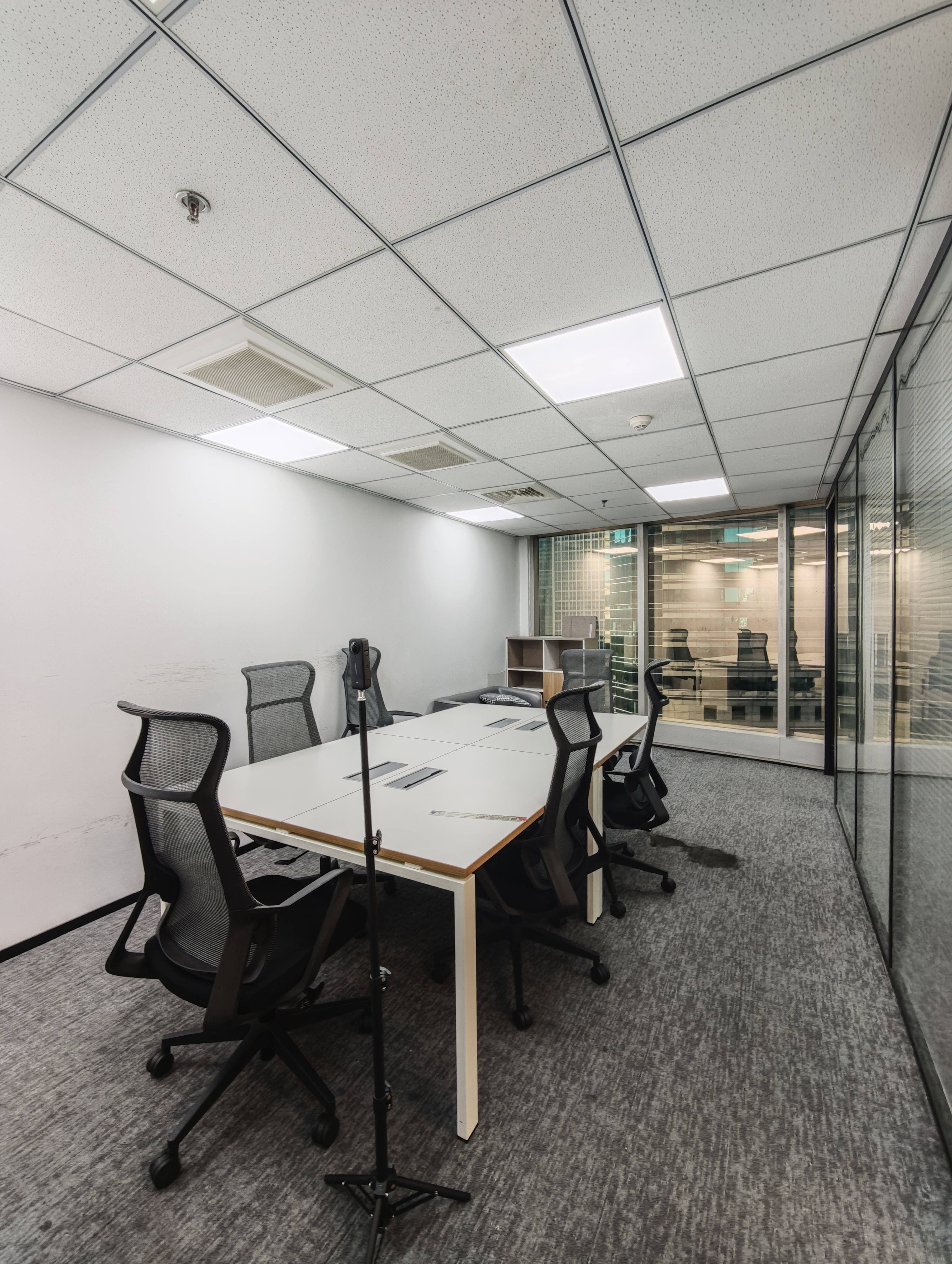 陆家嘴招商局大厦183平米写字楼出租