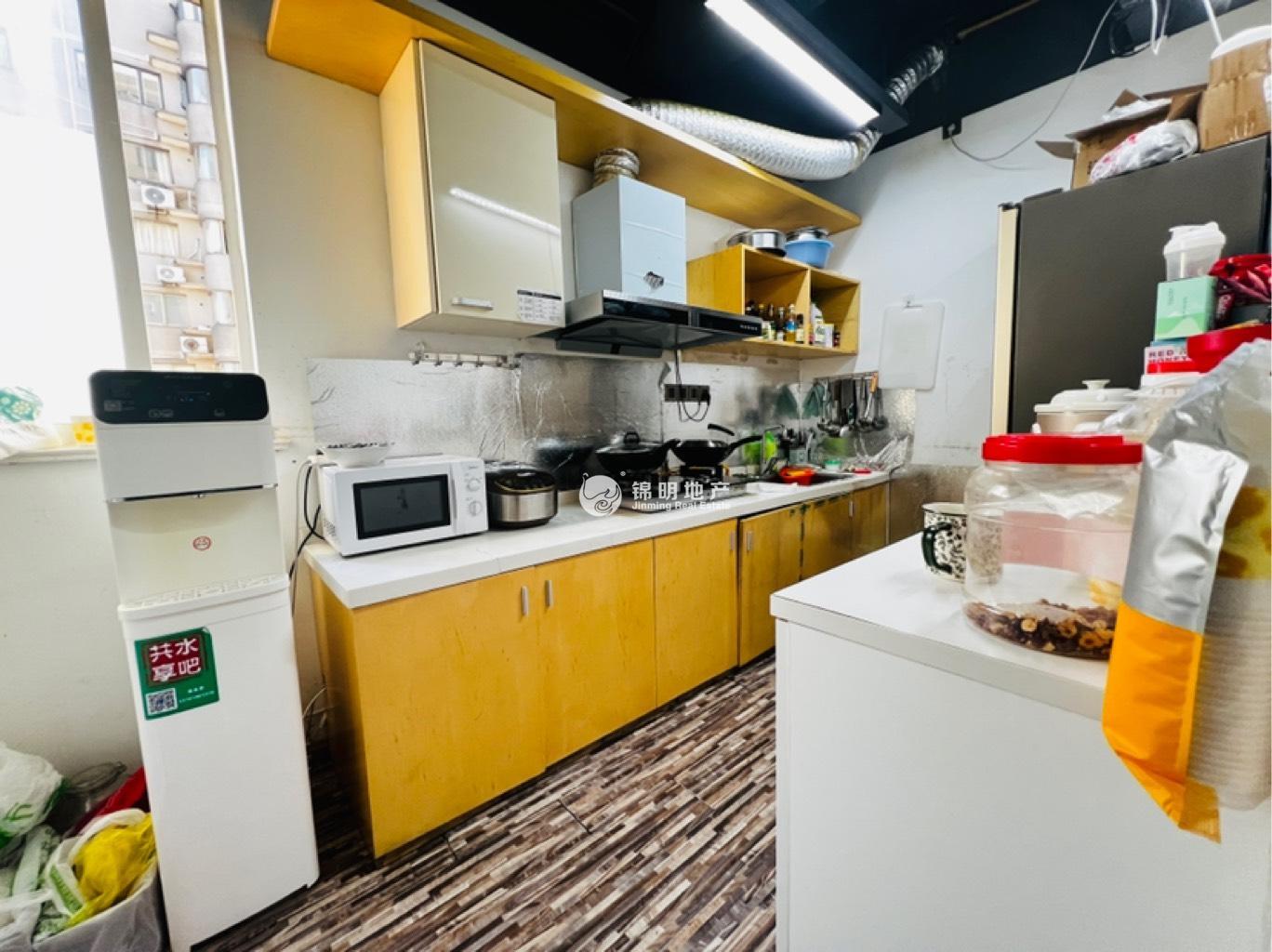 打浦桥裕兴大厦171平米写字楼出租