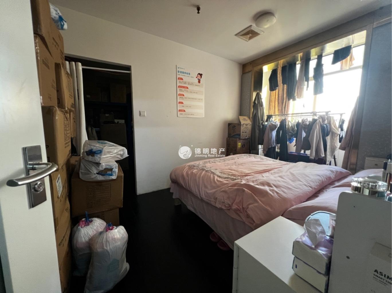 打浦桥裕兴大厦171平米写字楼出租