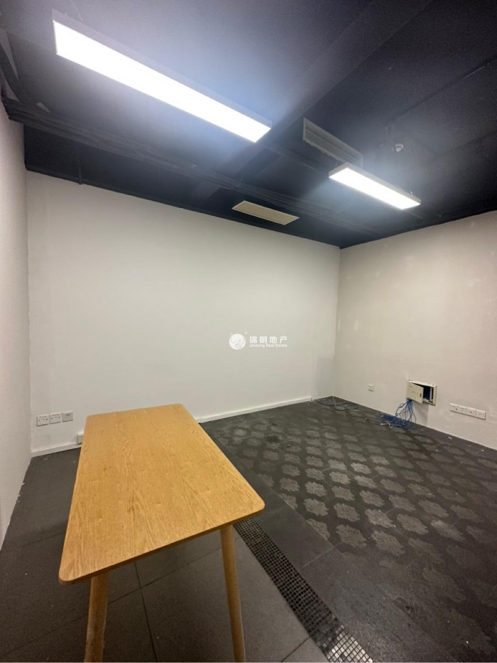 周家嘴路海上海172平米写字楼出租